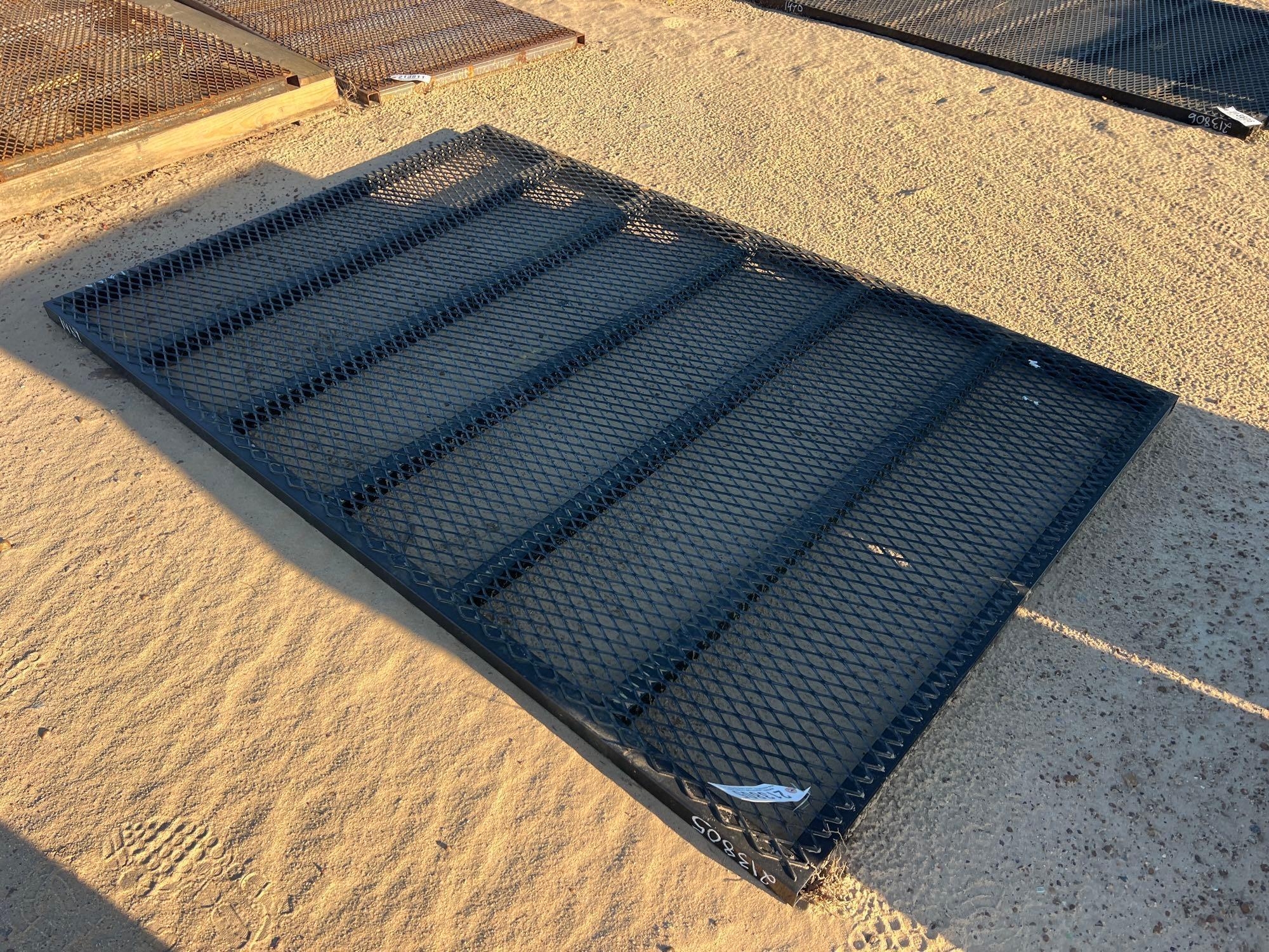 74" X 49" TAILGATE (A64280)