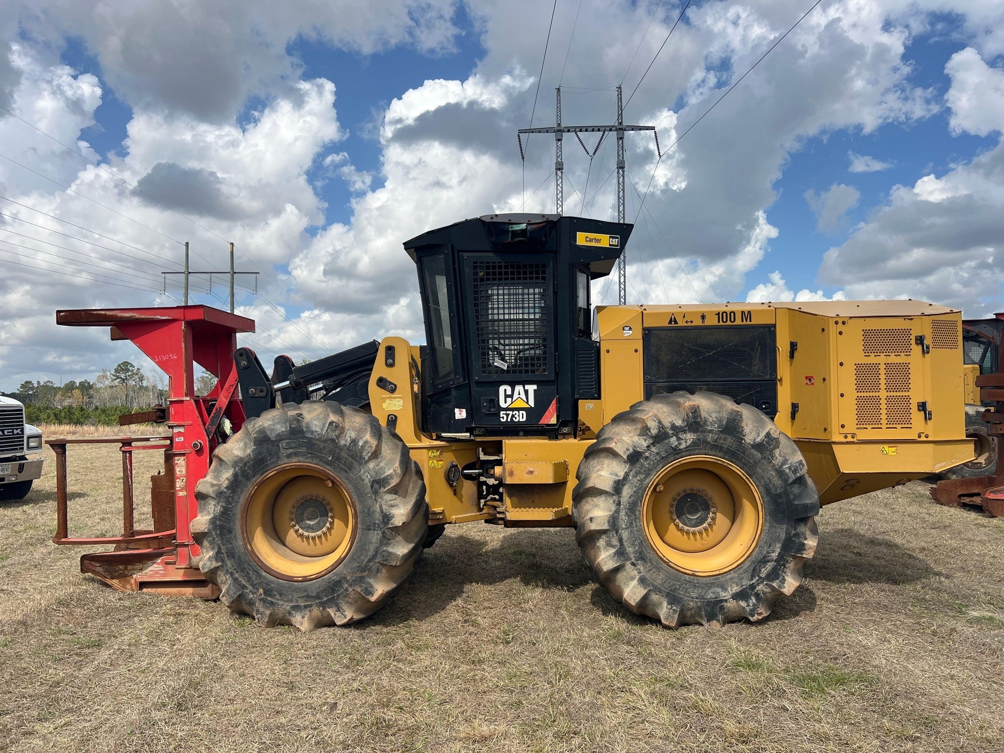 CATERPILLAR 573D FELLER BUNCHER (A64276)