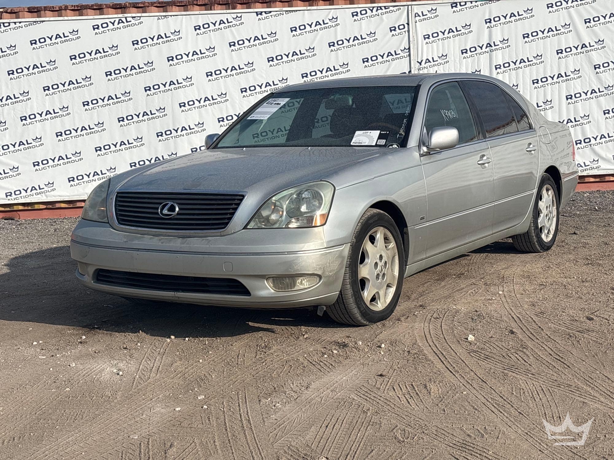 2002 Lexus LS Sedan (A61569)