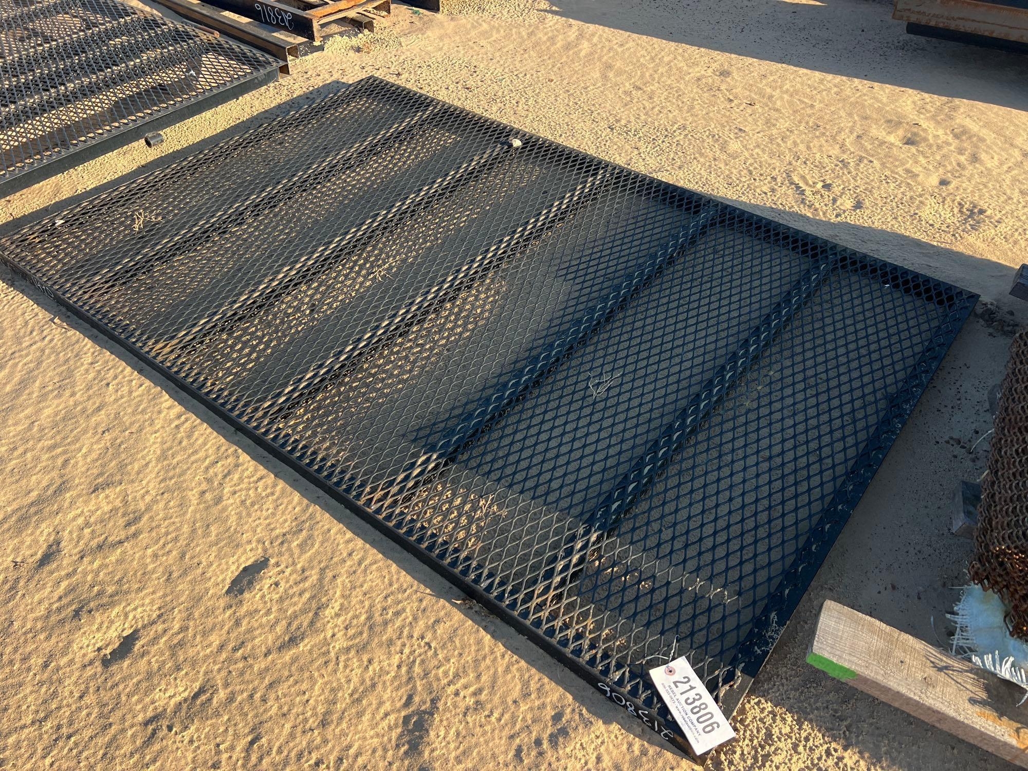 74" X 49" TAILGATE (A64280)