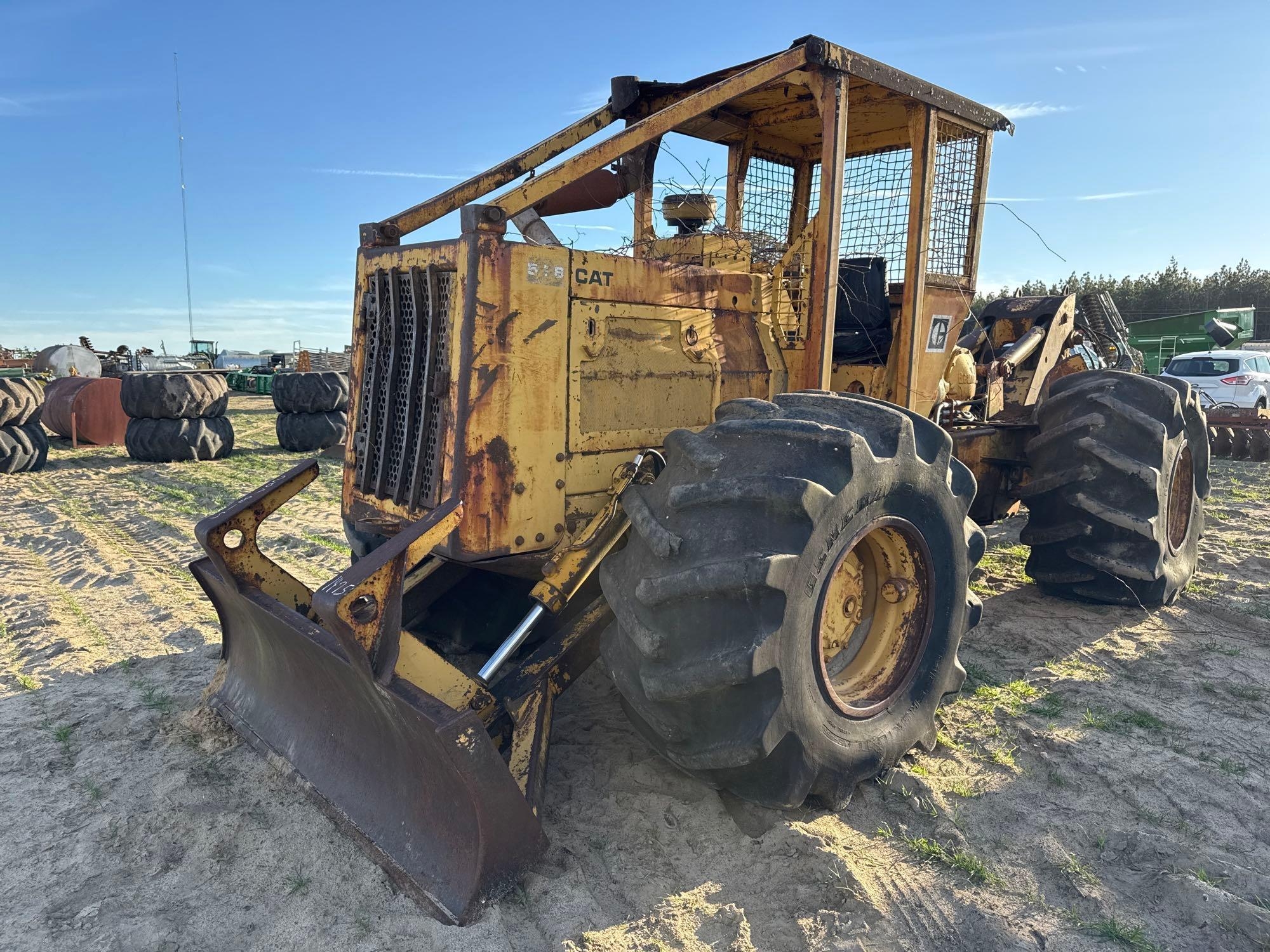 (INOP) CATERPILLAR 518 LOG SKIDDER (A63745)
