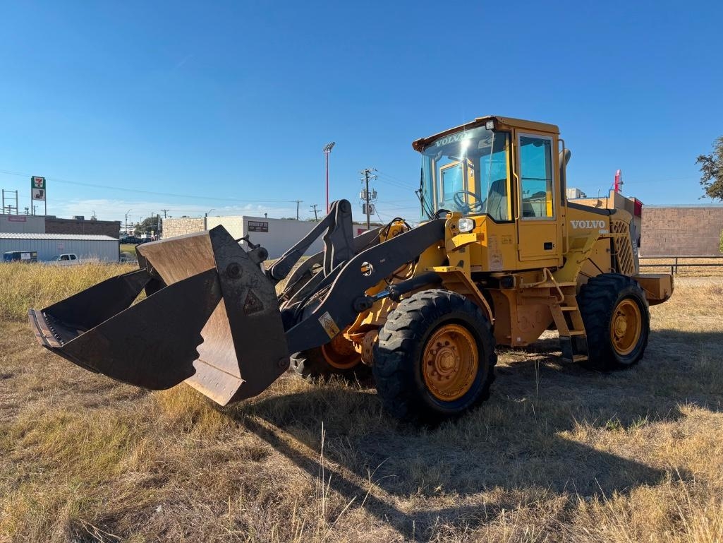 2003 Volvo L60E Wheel Loader w/ 3 in 1 Bucket (A59213)