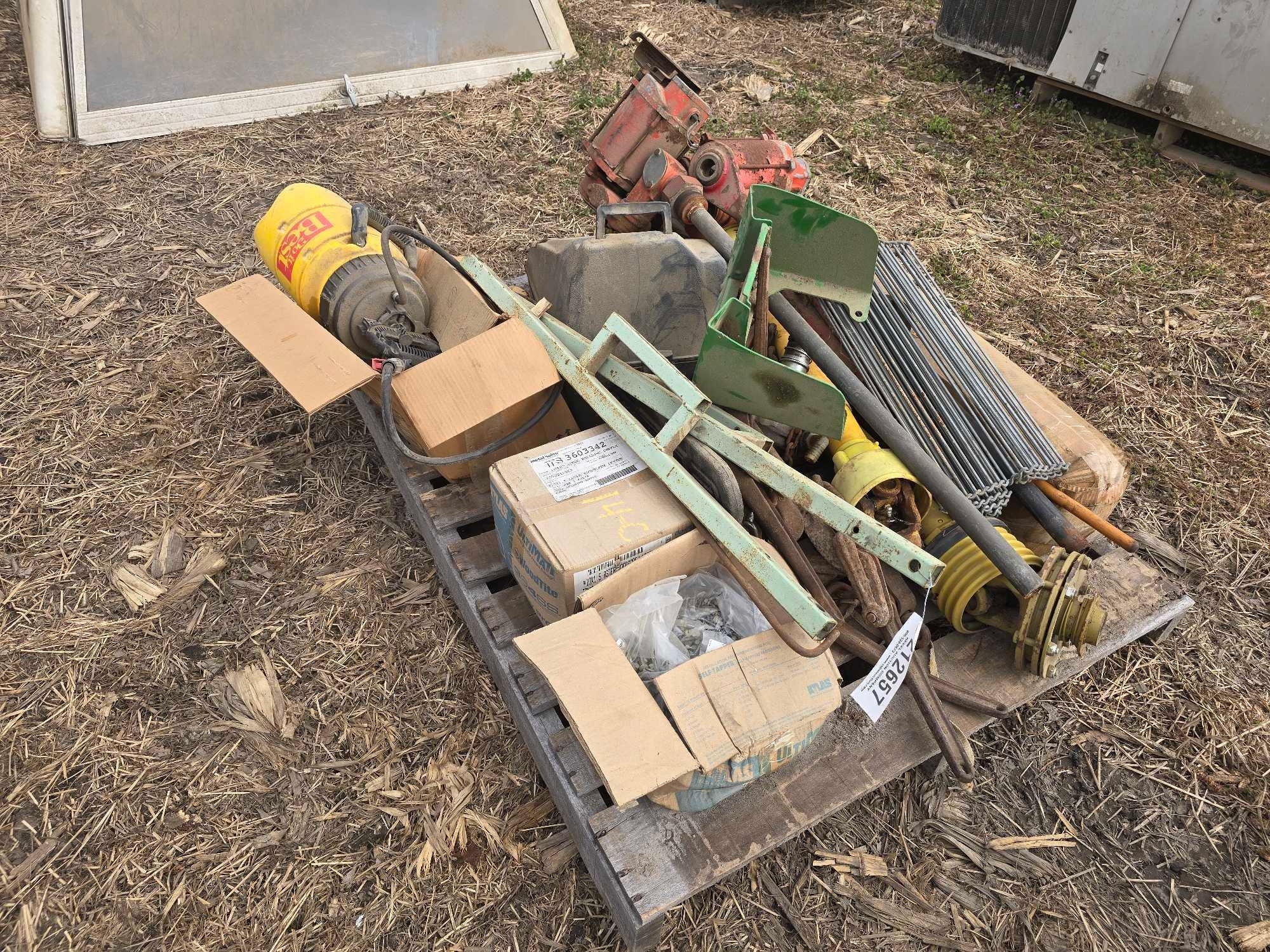 PALLET OF MISC ITEMS, PUMPS, SHAFTS, SCREWS & MORE (A63291)