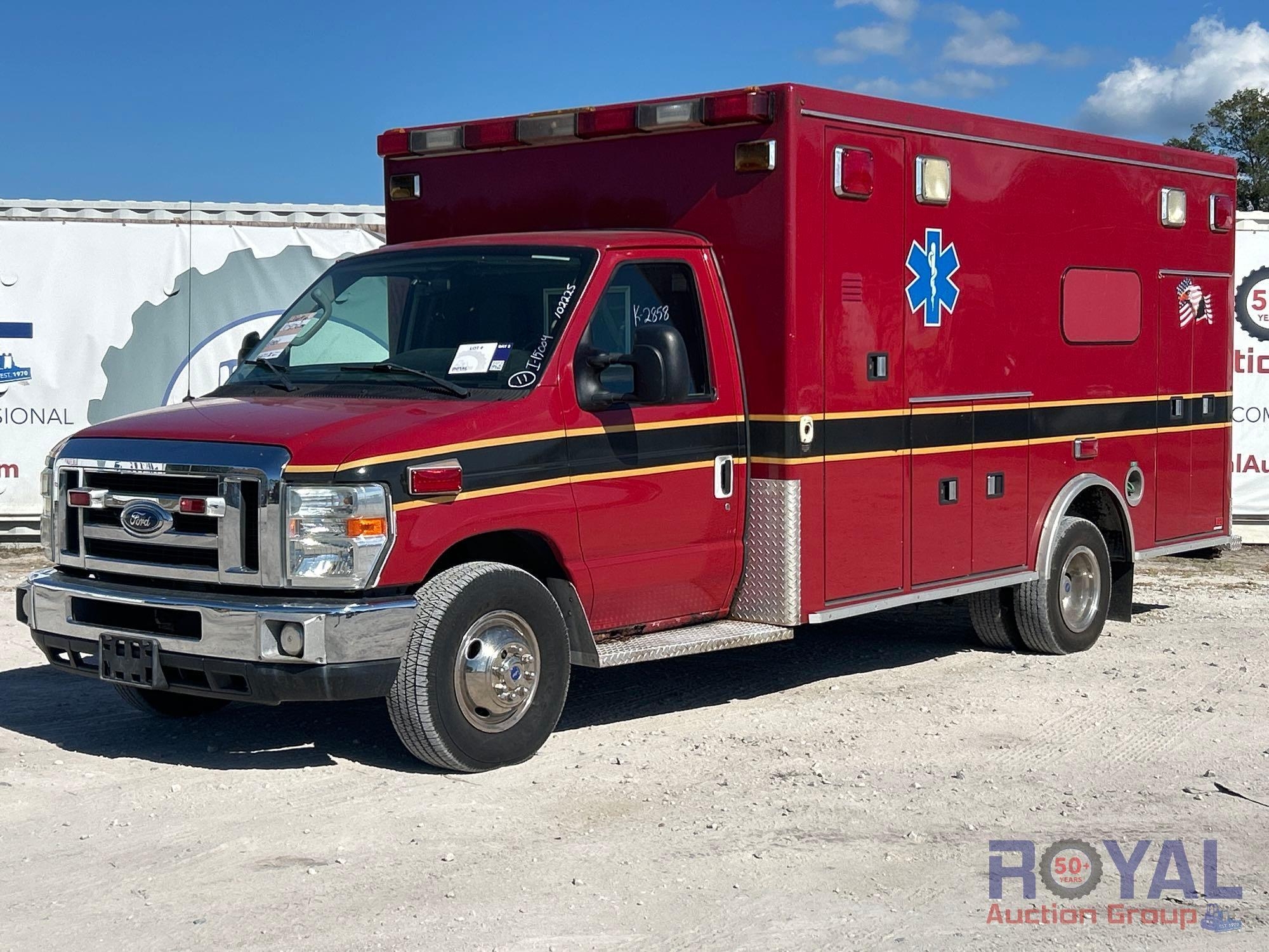 2009 Ford E-450 Ambulance (A55852)