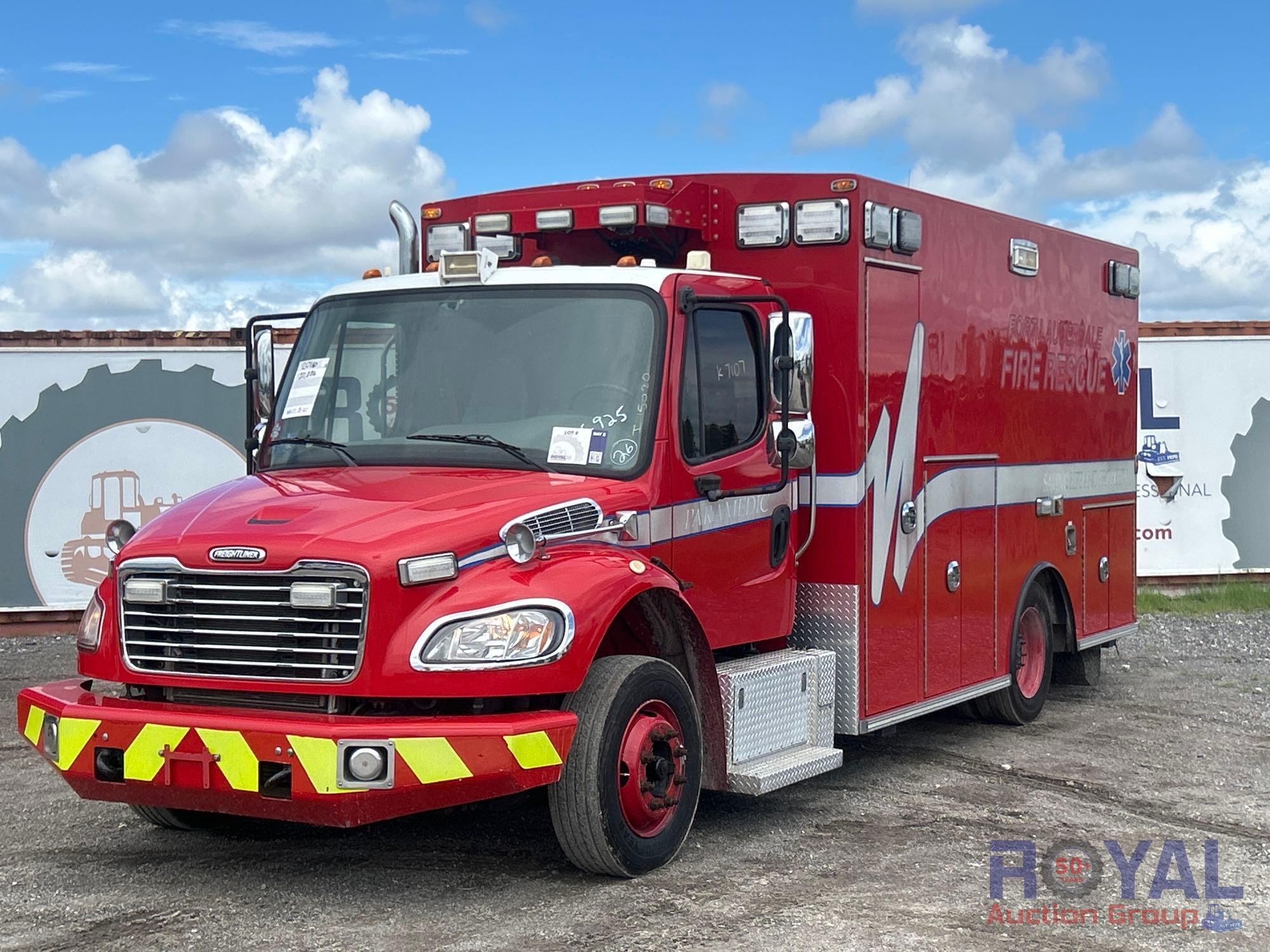 2016 Freightliner M2 106 Braun Ambulance (A53422)