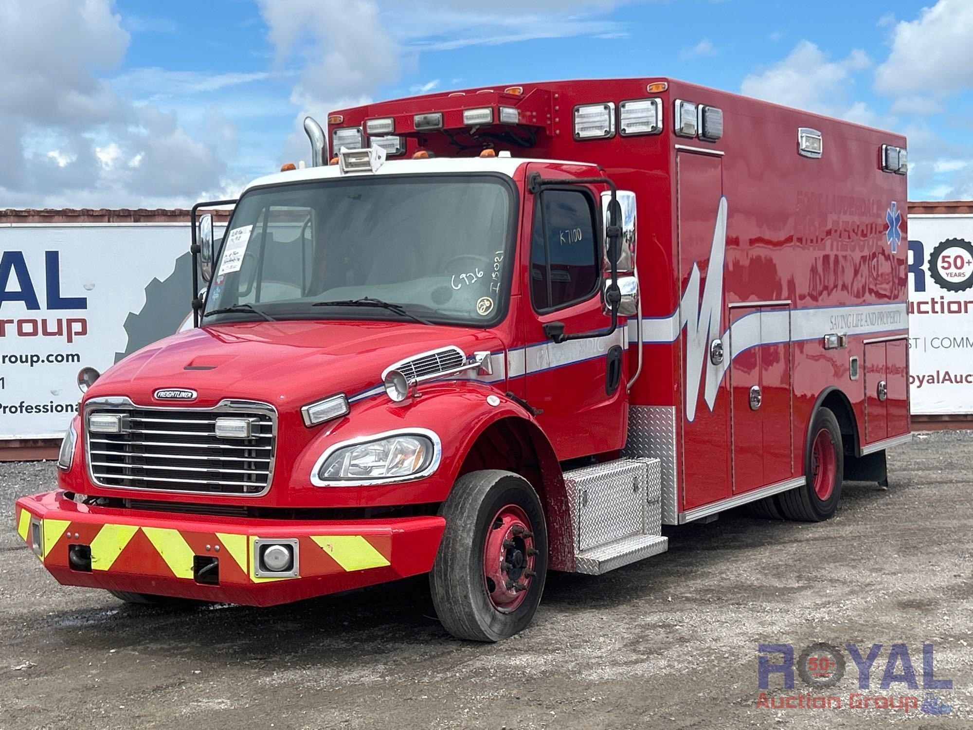 2016 Freightliner M2 106 Braun Ambulance (A53422)