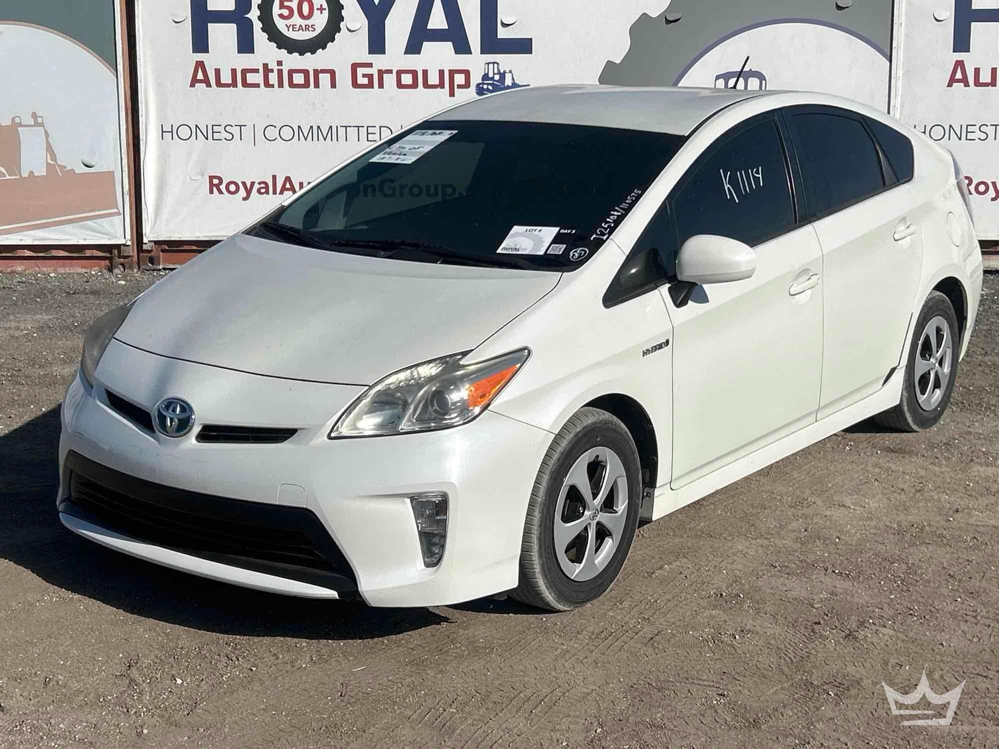 2015 Toyota Prius Hybrid Sedan (A56859)