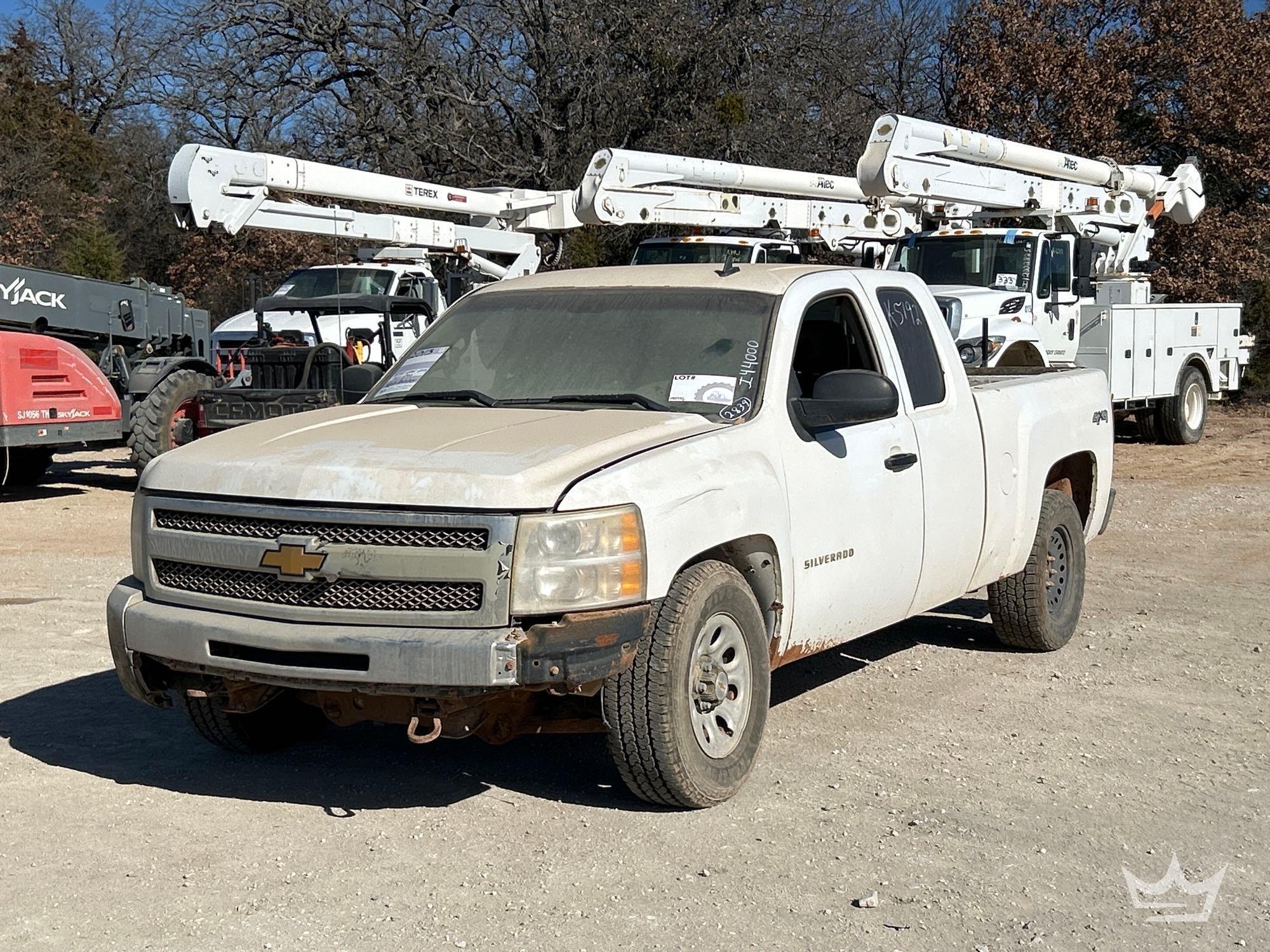 2013 Chevrolet Silverado 1500 4x4 Ext. Cab Pickup Truck (A60352)