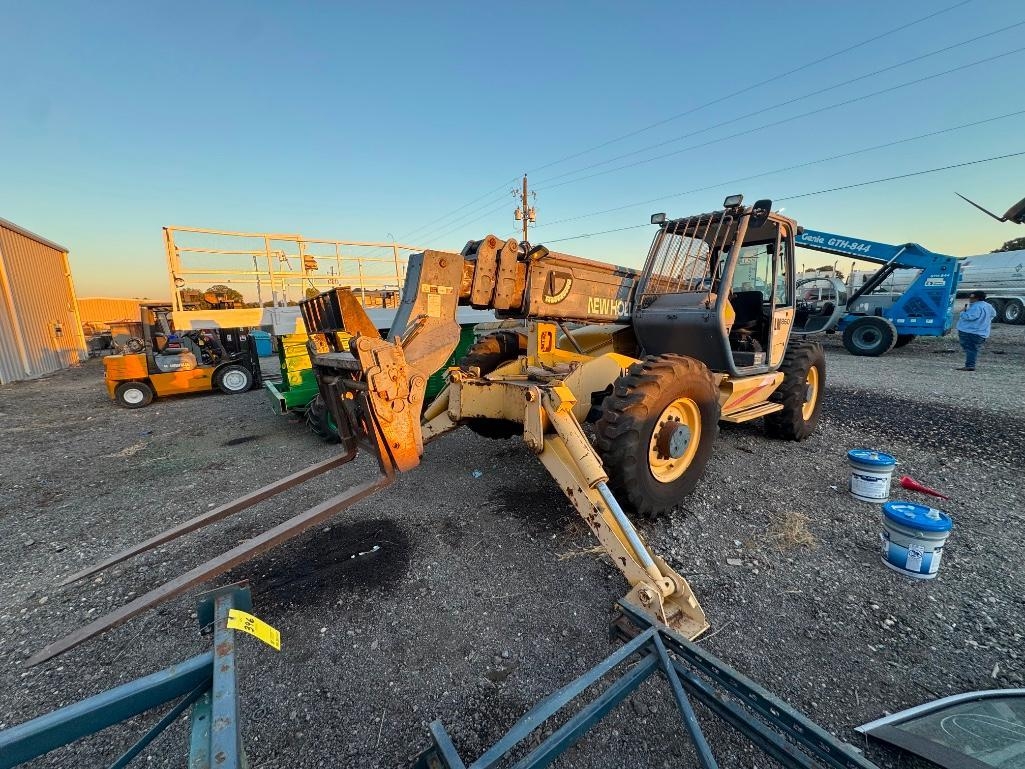 2000 New Holland LM860 Telehandler (A59213)