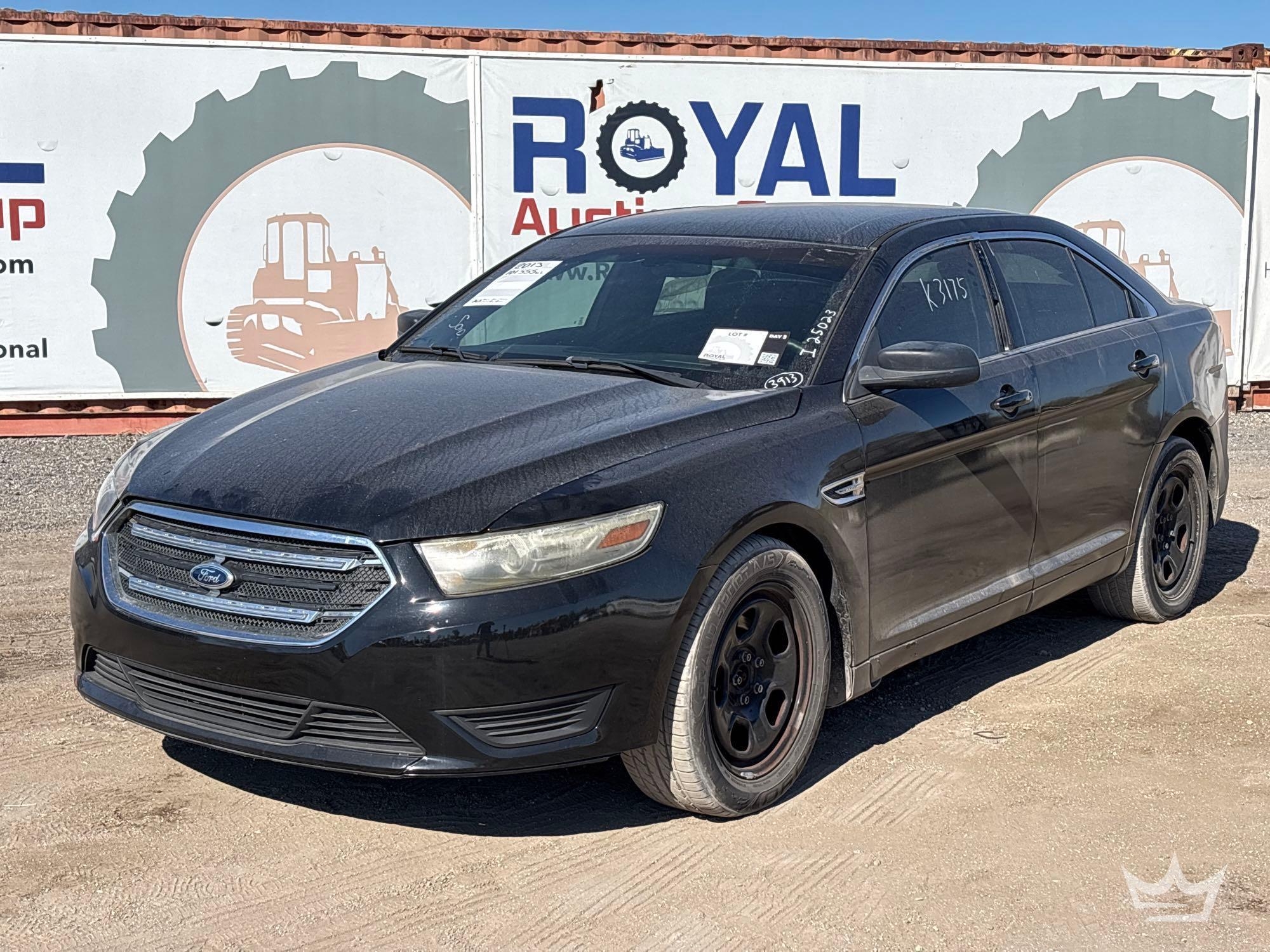 2013 Ford Taurus Sedan (A56859)
