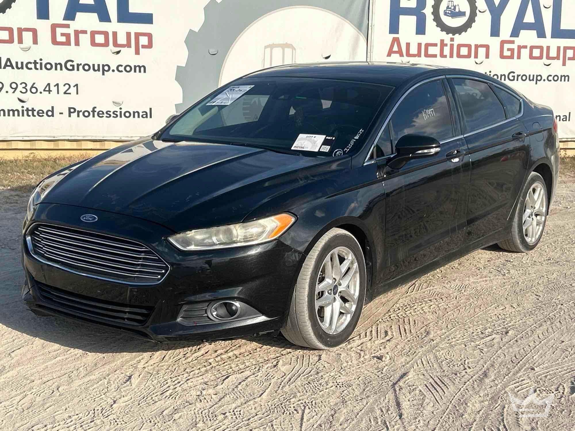 2013 Ford Fusion SE Sedan (A56859)