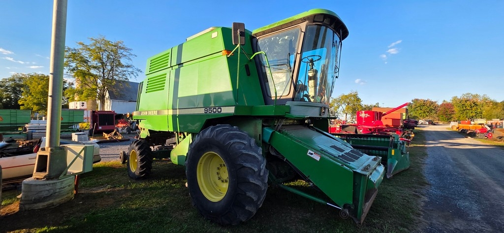 1995 John Deere 9500 Combine (RIDE AND DRIVE) (A50775)