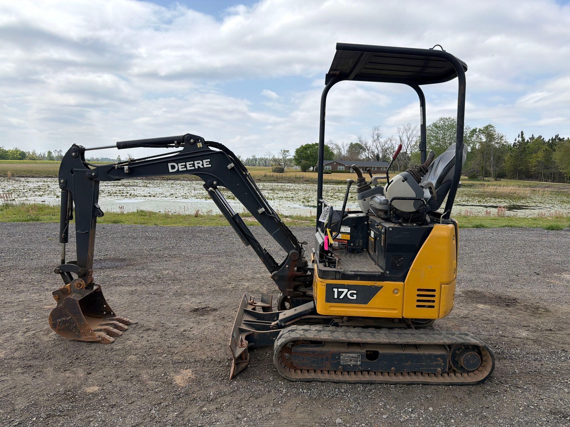 2022 JOHN DEERE 17G EXCAVATOR (A63276)