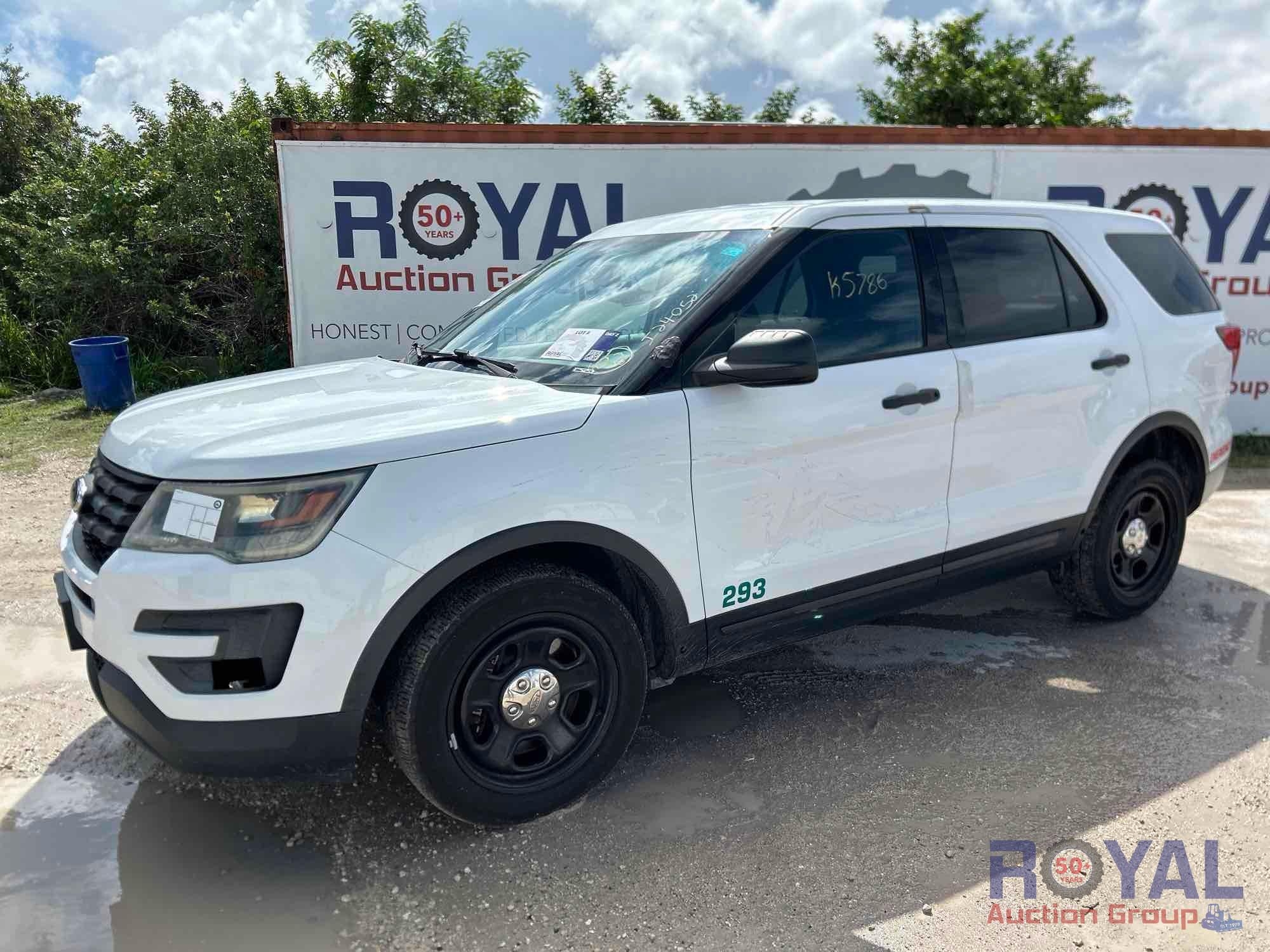 2016 Ford Explorer AWD SUV (A46684)