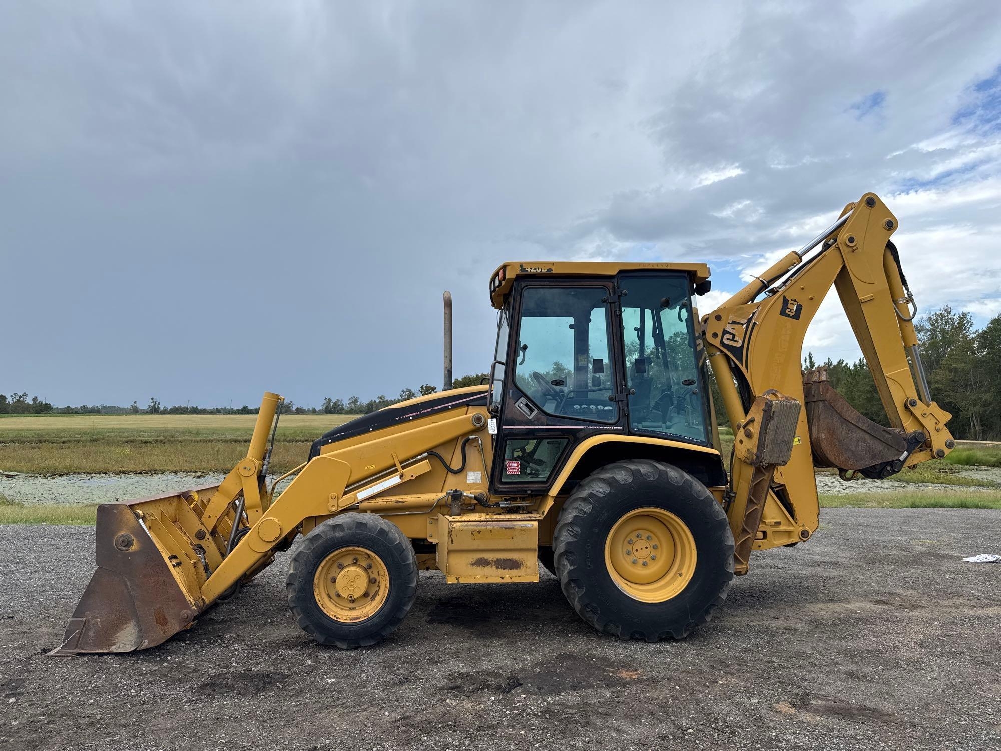 2004 CATERPILLAR 420D BACKHOE (A51406)