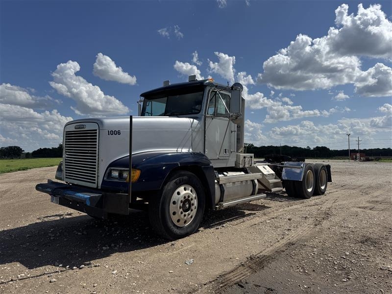 1989 Freightliner FLD120 (NEW CAT 3406A, NEW REAR ENDS, CLUTCH) (A50397)