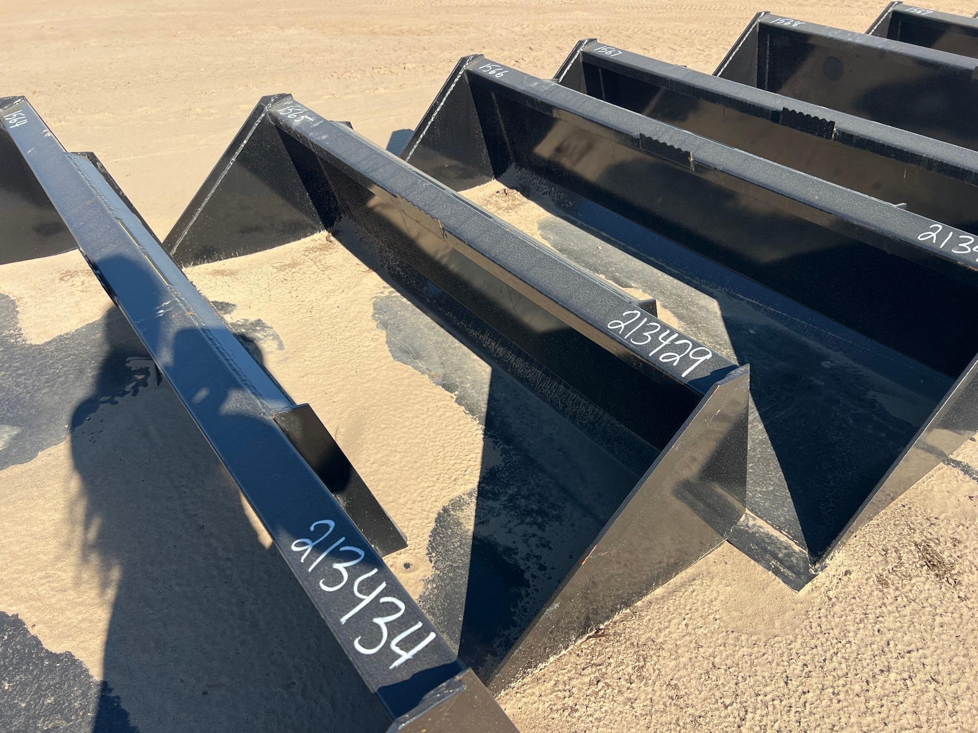 UNUSED SWICT 66" BUCKET (A64280)