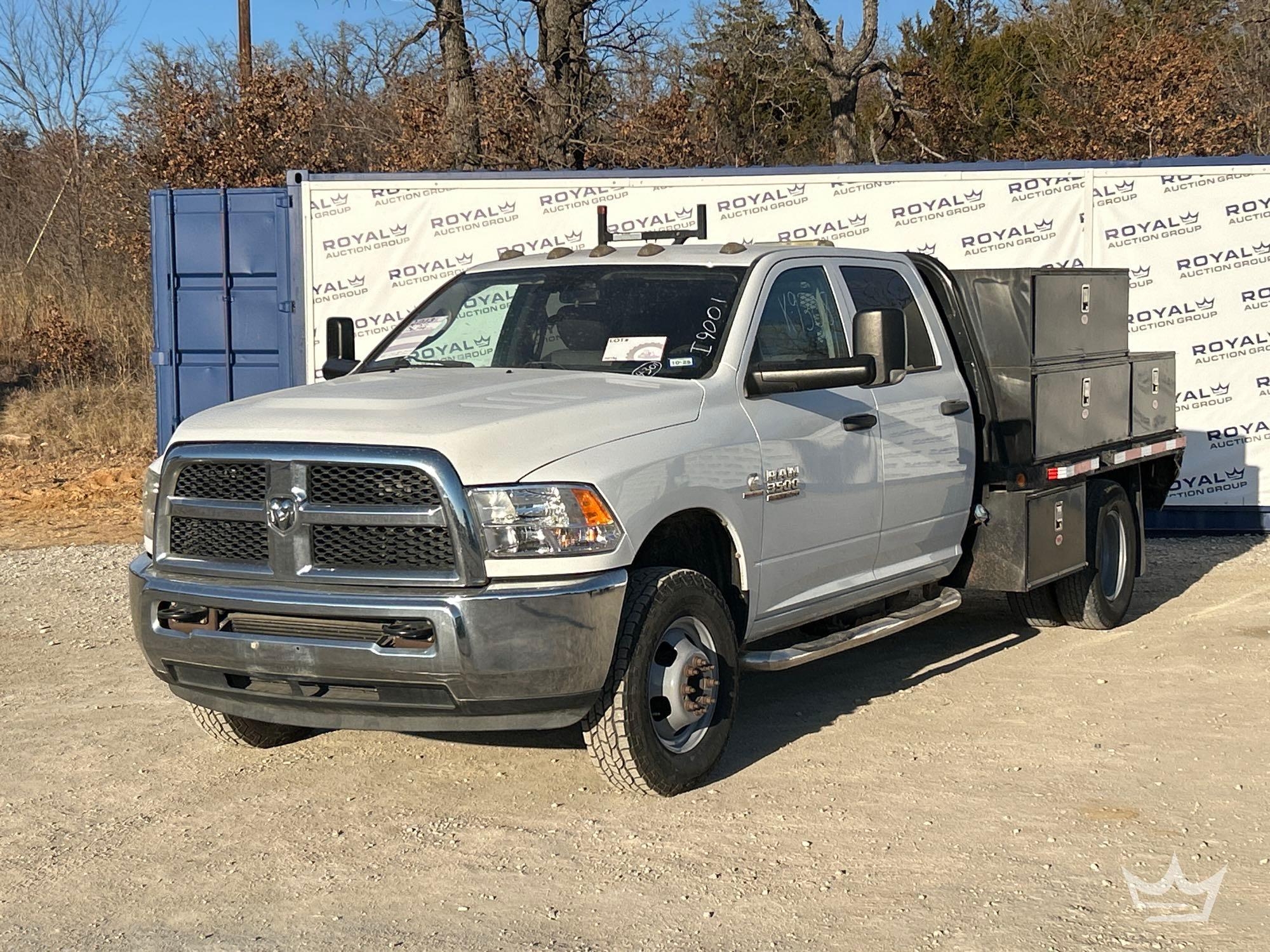 2013 Ram 3500 Utility Flatbed Truck (A60352)