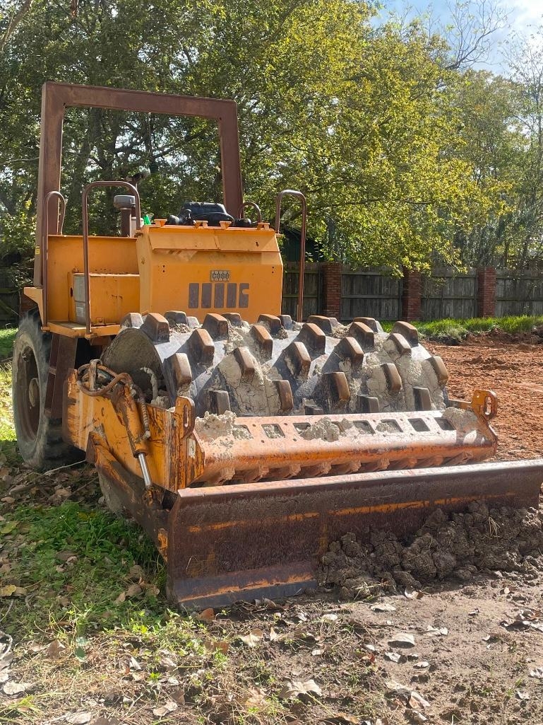 1999 Case 602B Vibromax Sheeps Foot Roller (A59213)