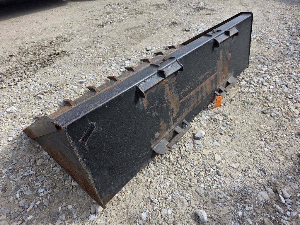 77" Quick Attach Skidsteer Bucket (A66285)