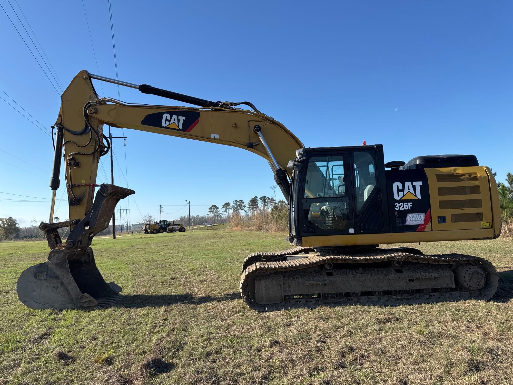 CATERPILLAR 326FL EXCAVATOR (A64276)