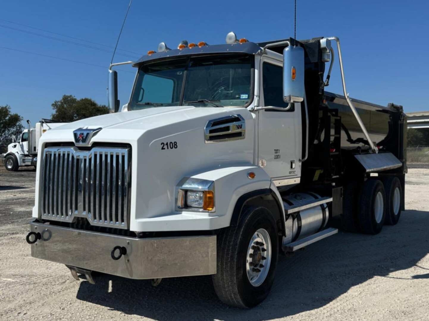 2021 WESTERN STAR 4700 DUMP TRUCK (A55745)