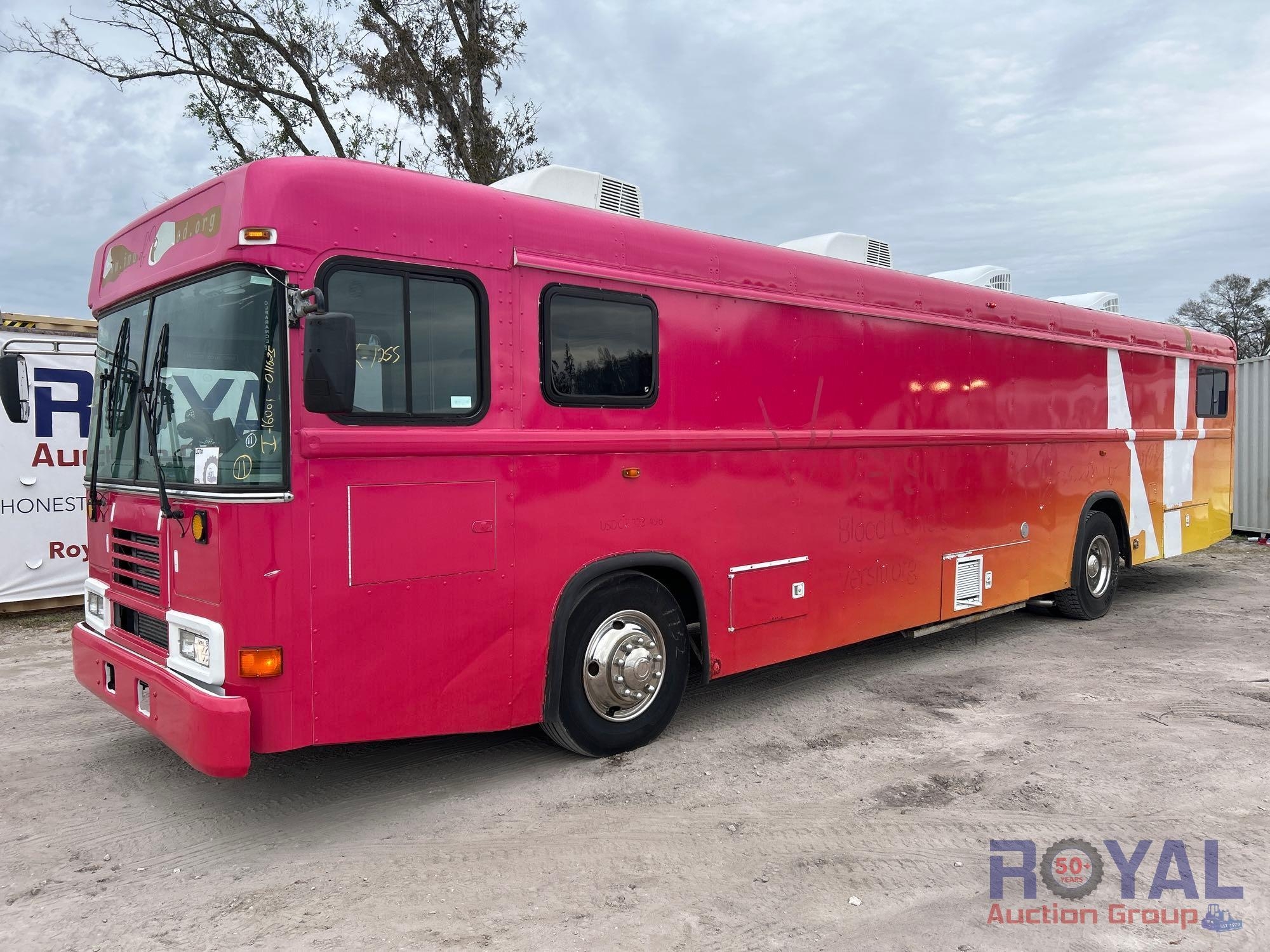 2002 Blue Bird F131612 Bus (A48081)