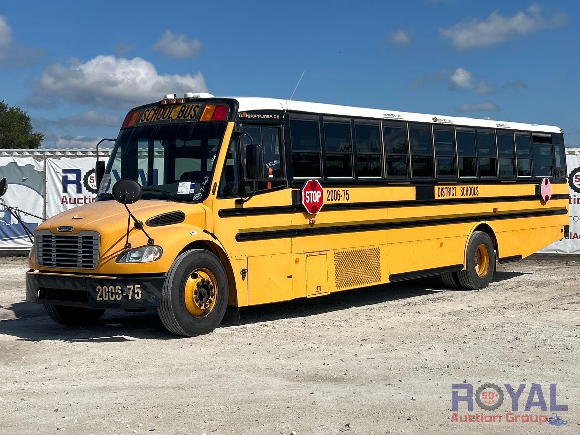 Year: 2007 Make: Freightliner Model: B2 Vehicle Type: Bus Mileage: Plate: Body Type: Conventional (A55852)