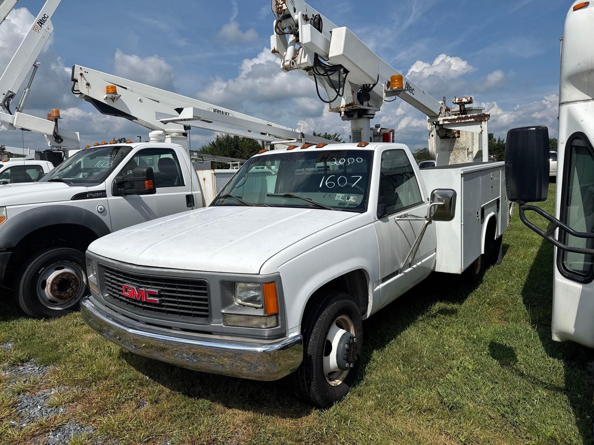2000 GMC 3500 Bucket Truck (A47477)