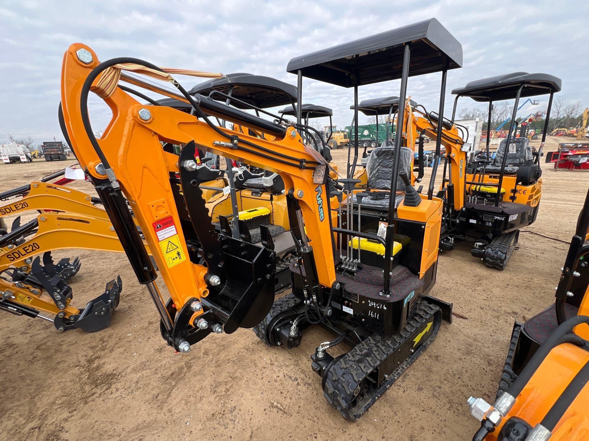 UNUSED FUTURE FT15 EXCAVATOR (A60430)