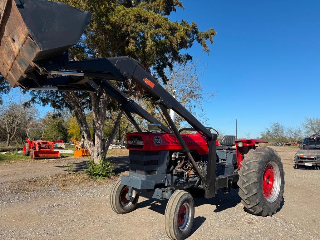 1968 Massey Ferguson 1100 Tractor (A59213)