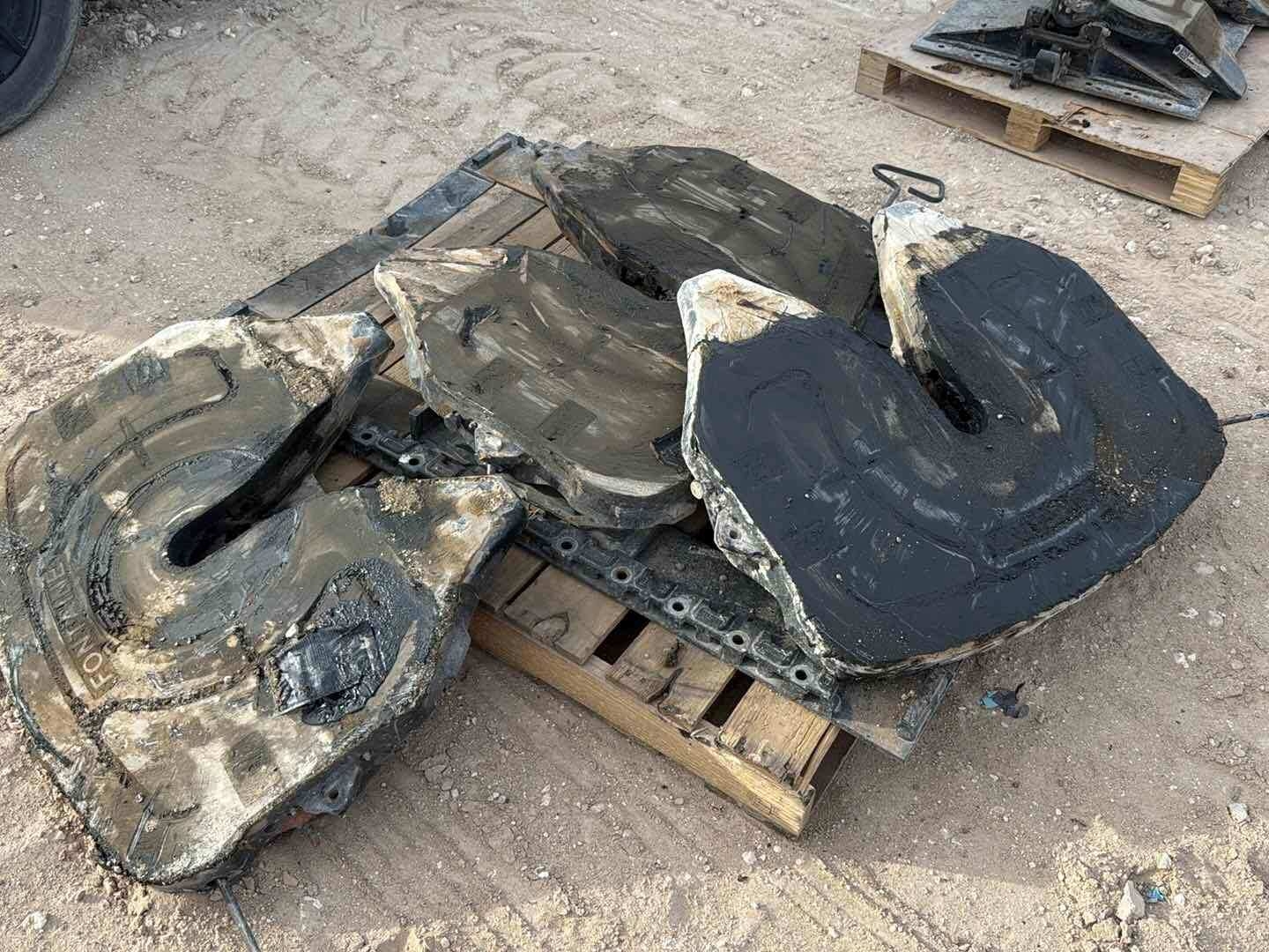 3-5TH WHEEL PLATES (A58216)