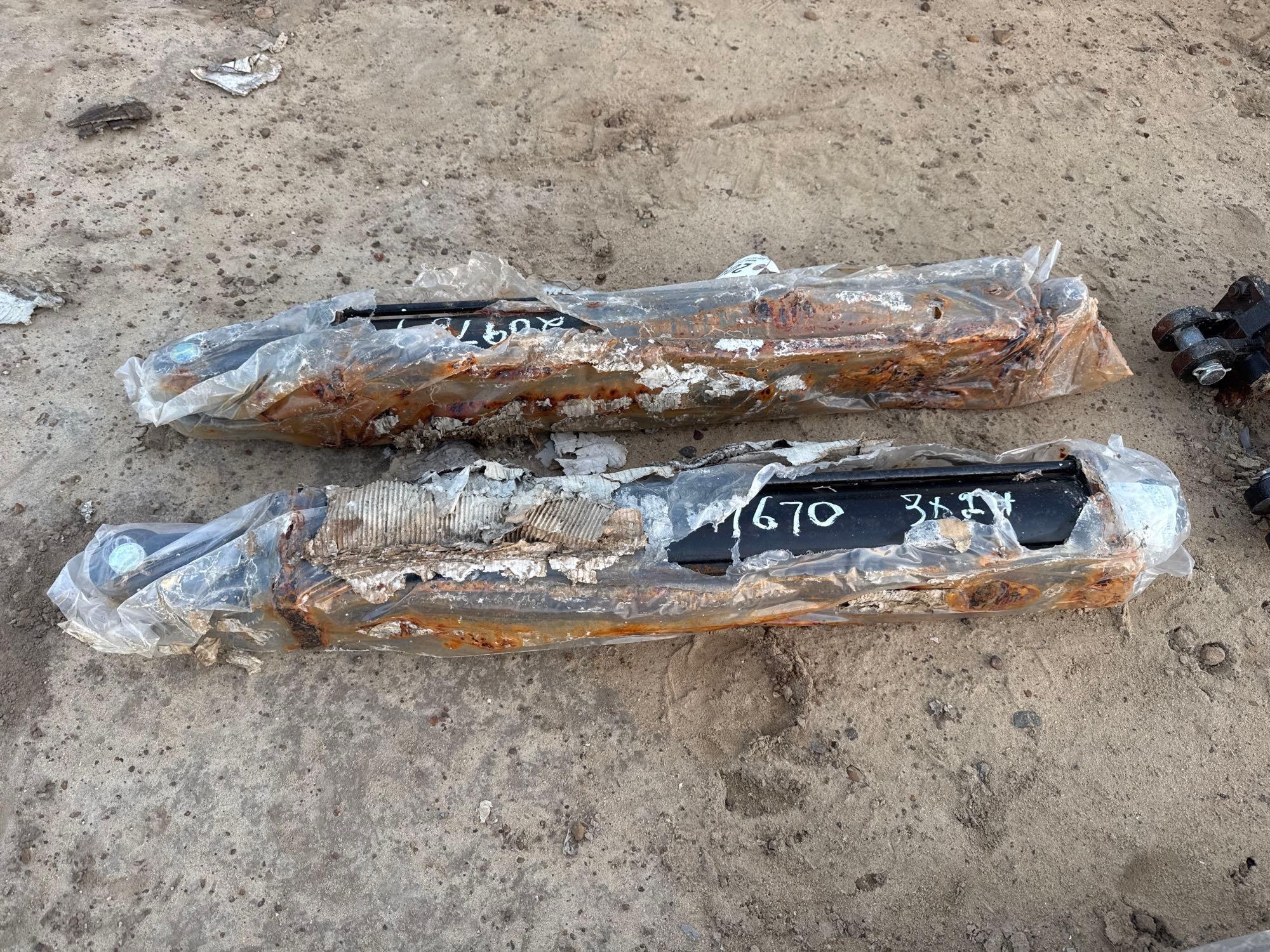 (2) 3"X24" HYD CYLINDERS (A60430)