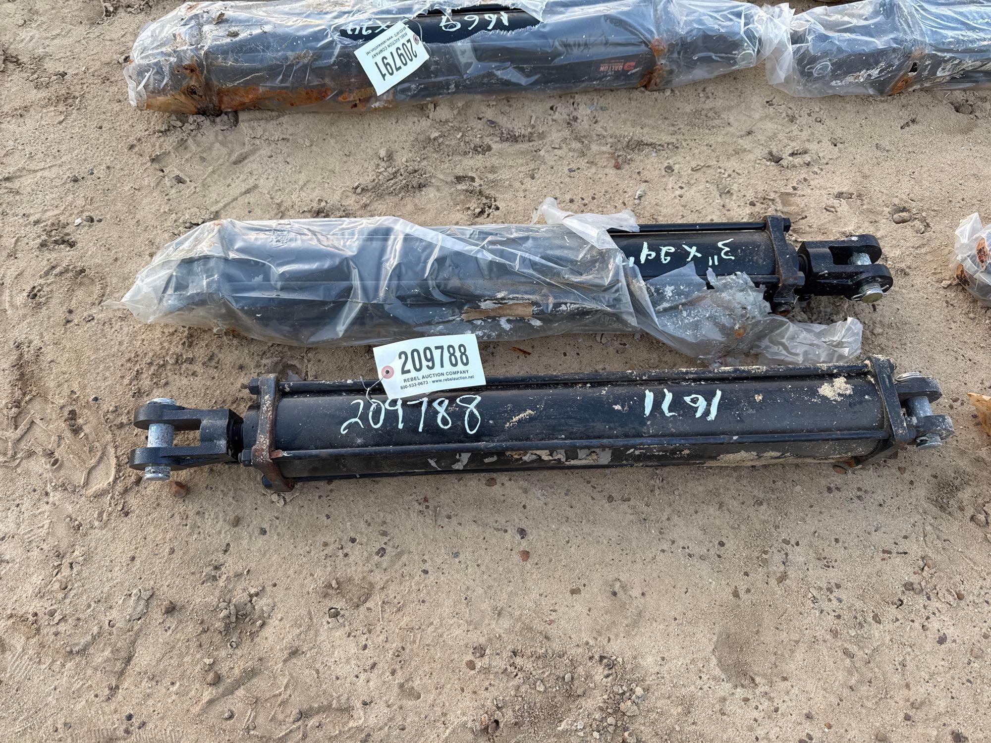 (2) 3"X24" HYD CYLINDERS (A60430)