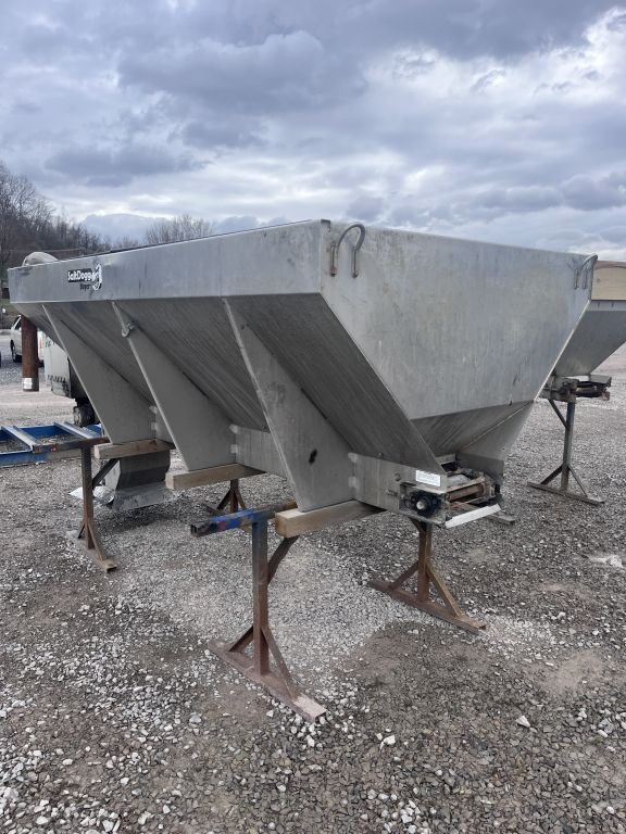 Saltdogg by Buyers, Slide in Spreader Box (A62679)