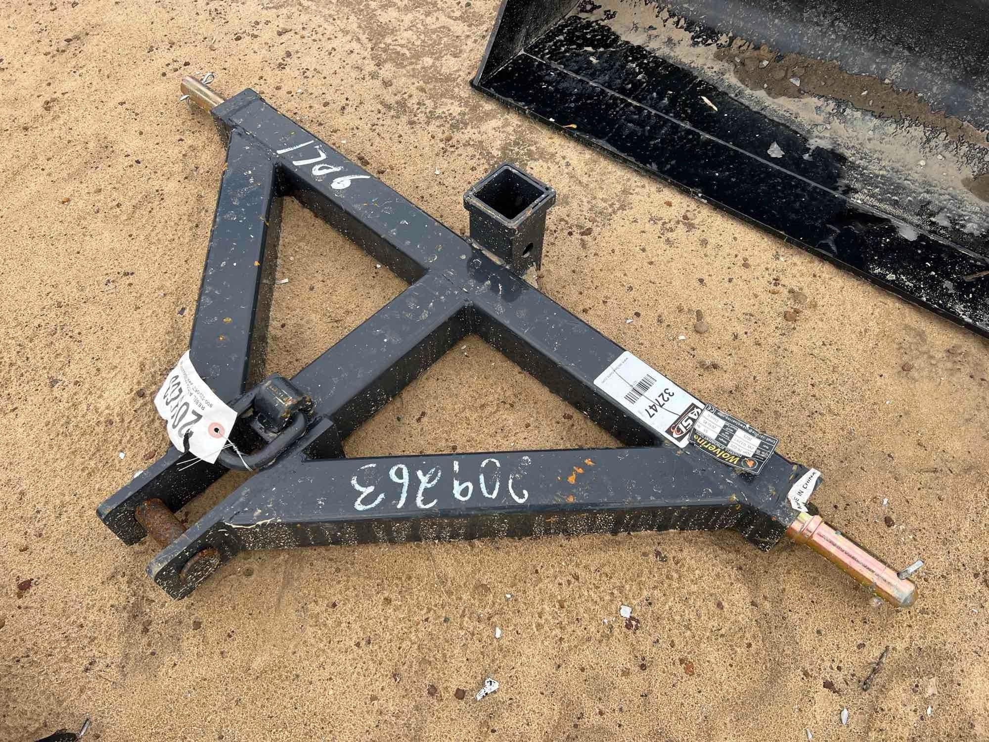 WOLVERINE TQH-26-02C, 3 PT RECEIVER HITCH (A60430)