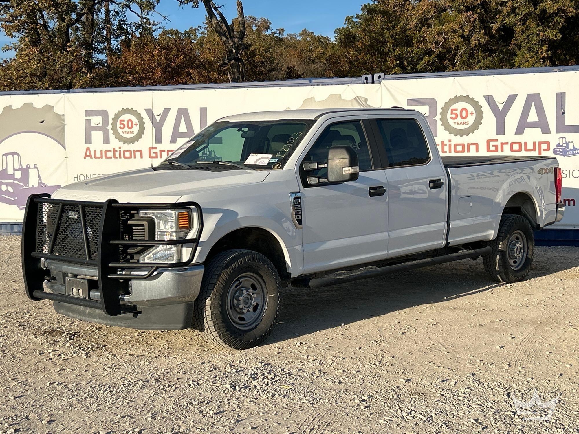 2020 Ford F-250 4x4 Crew Cab Pickup Truck (A55973)