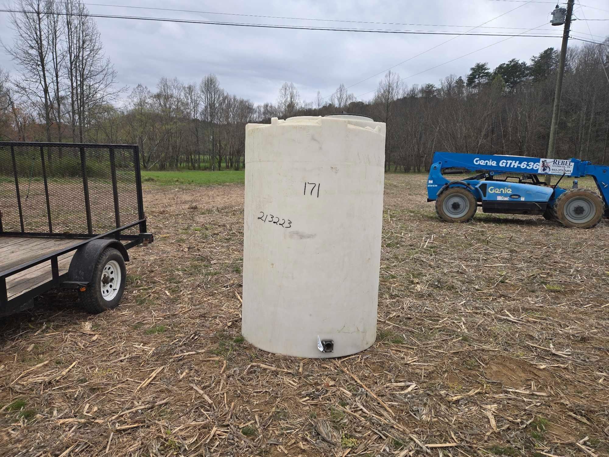 500 GAL POLY FLAT BOTTOM TANK (A64277)