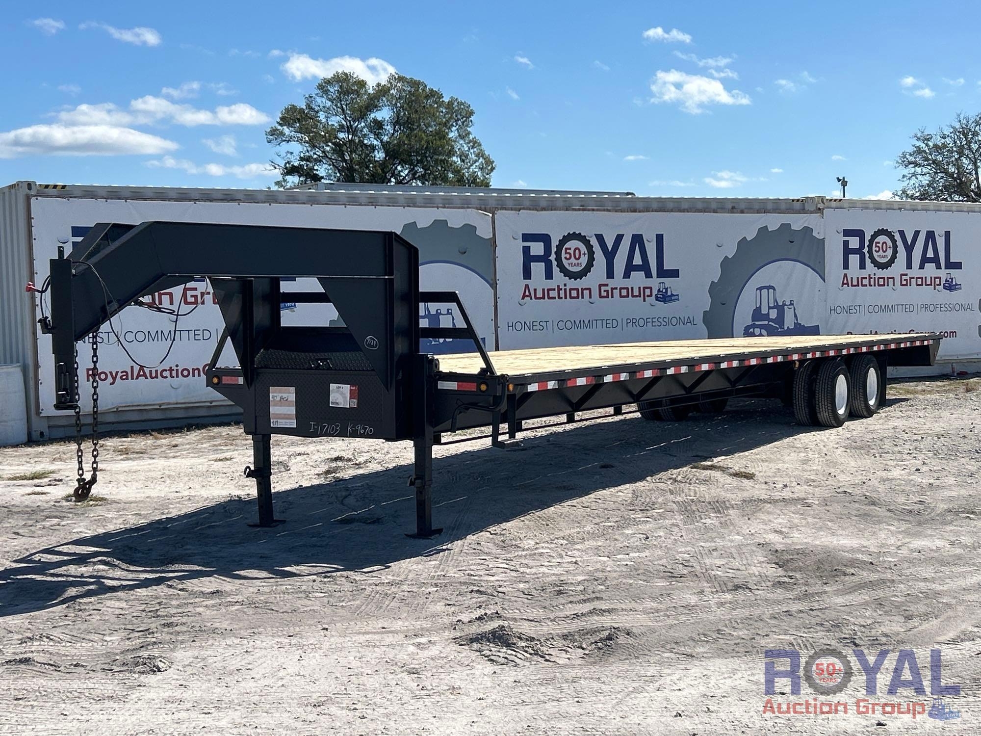 40ft T/A Gooseneck Flatbed Equipment Trailer (A55851)