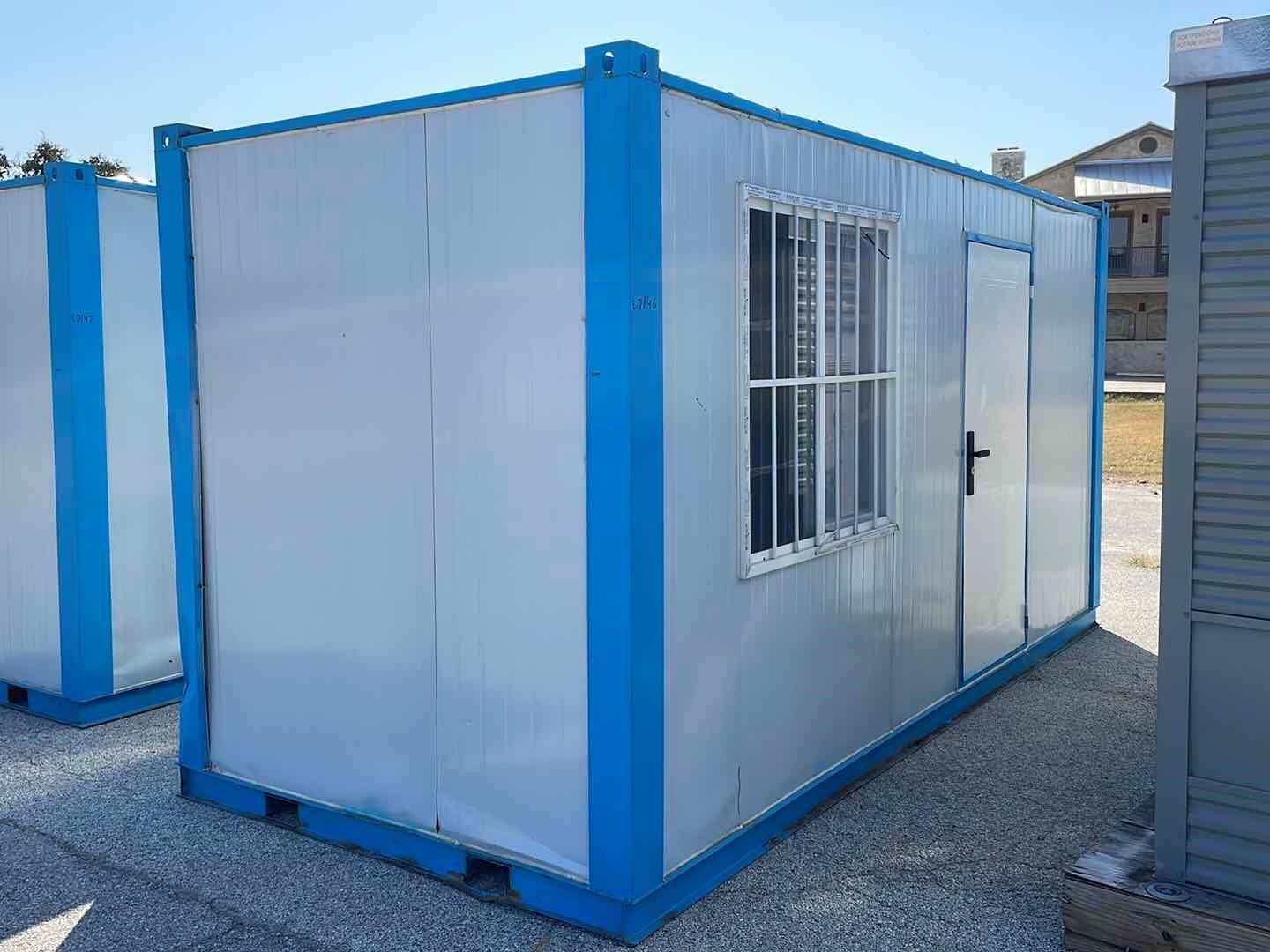 PORTABLE OFFICE WITH BATHROOM (A58214)