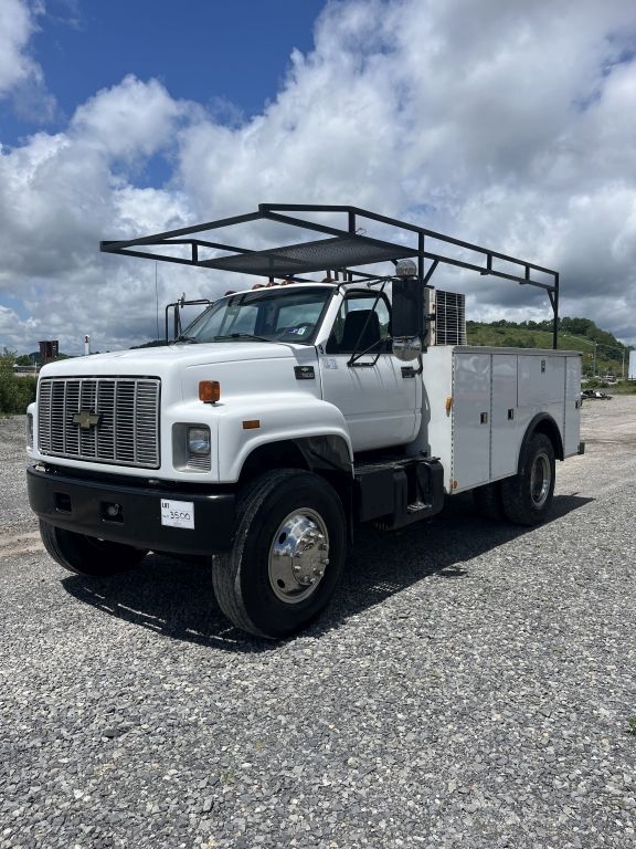 2002 Chevy C 7500, mechanics truck (A47371)