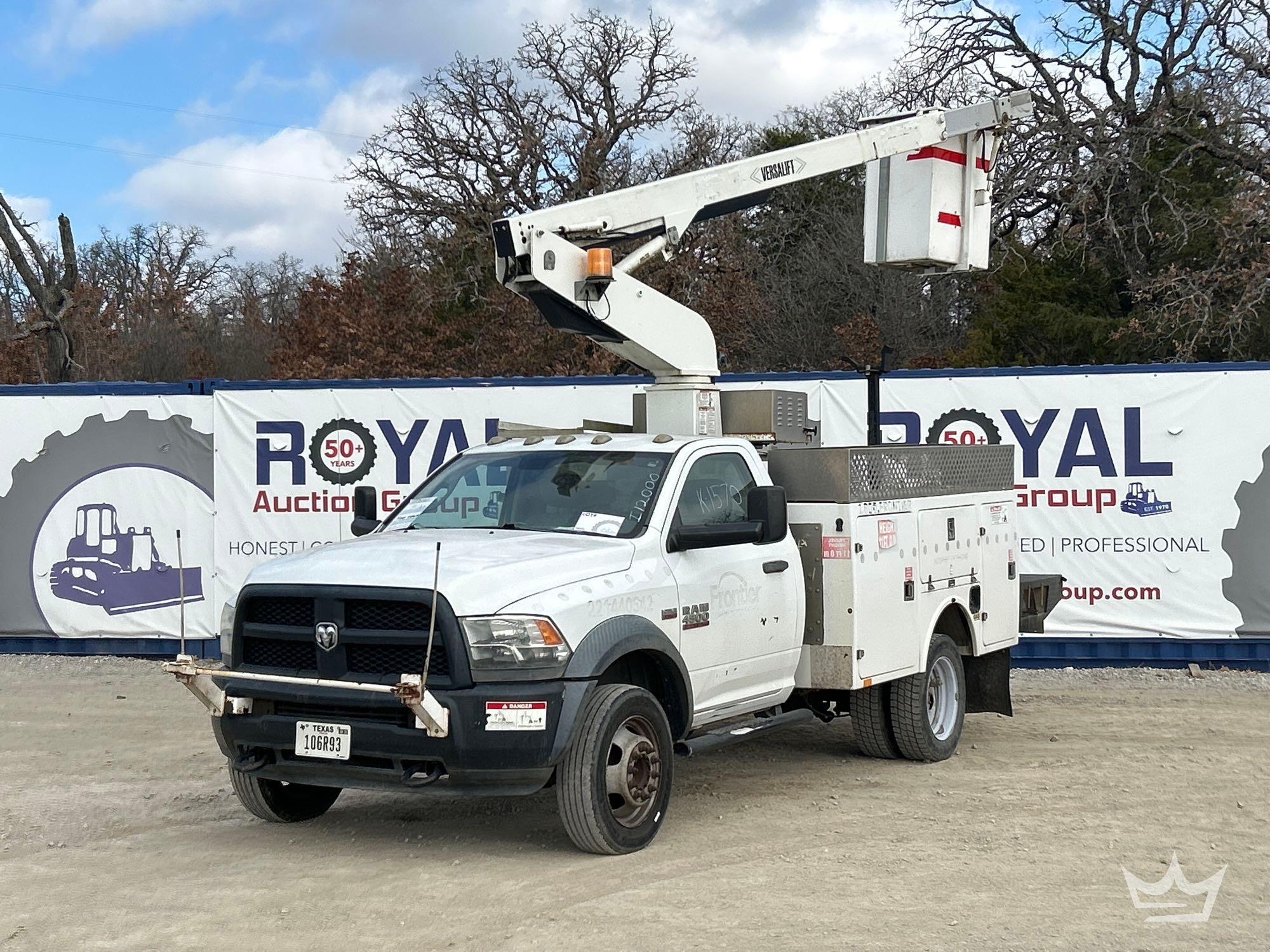 2014 Dodge Ram 4500 Versalift Bucket Truck (A60352)