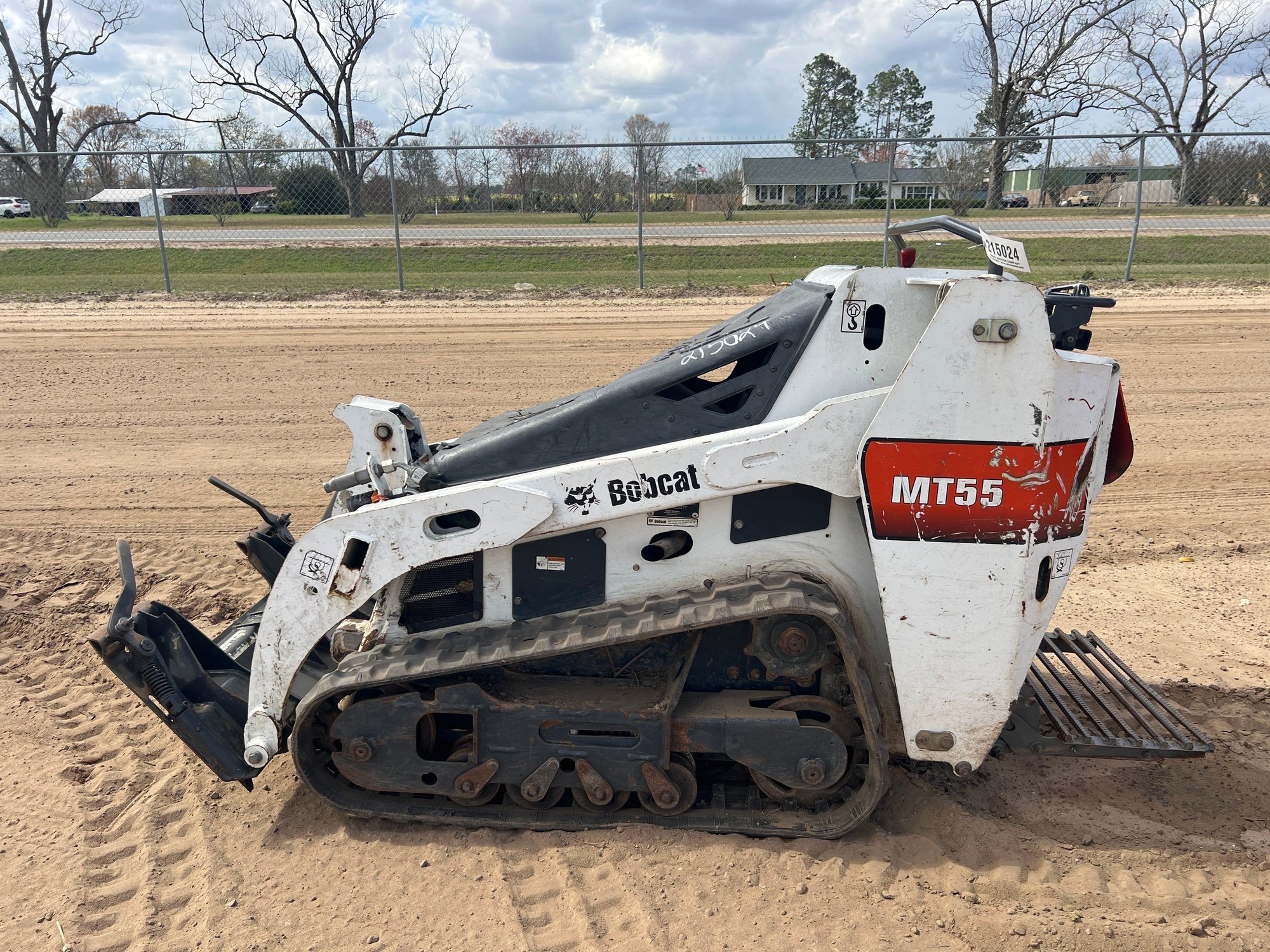 2017 BOBCAT MT55 STAND-ON SKID STEER (A64279)