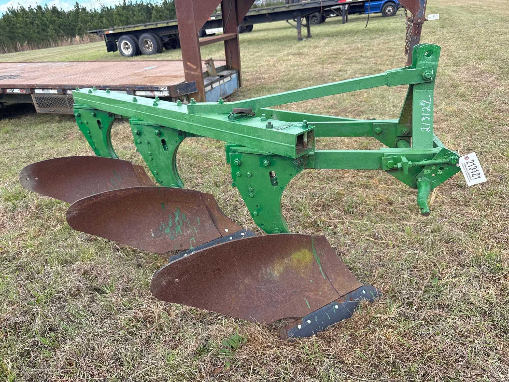 JOHN DEERE 3 BOTTOM PLOW (A64276)