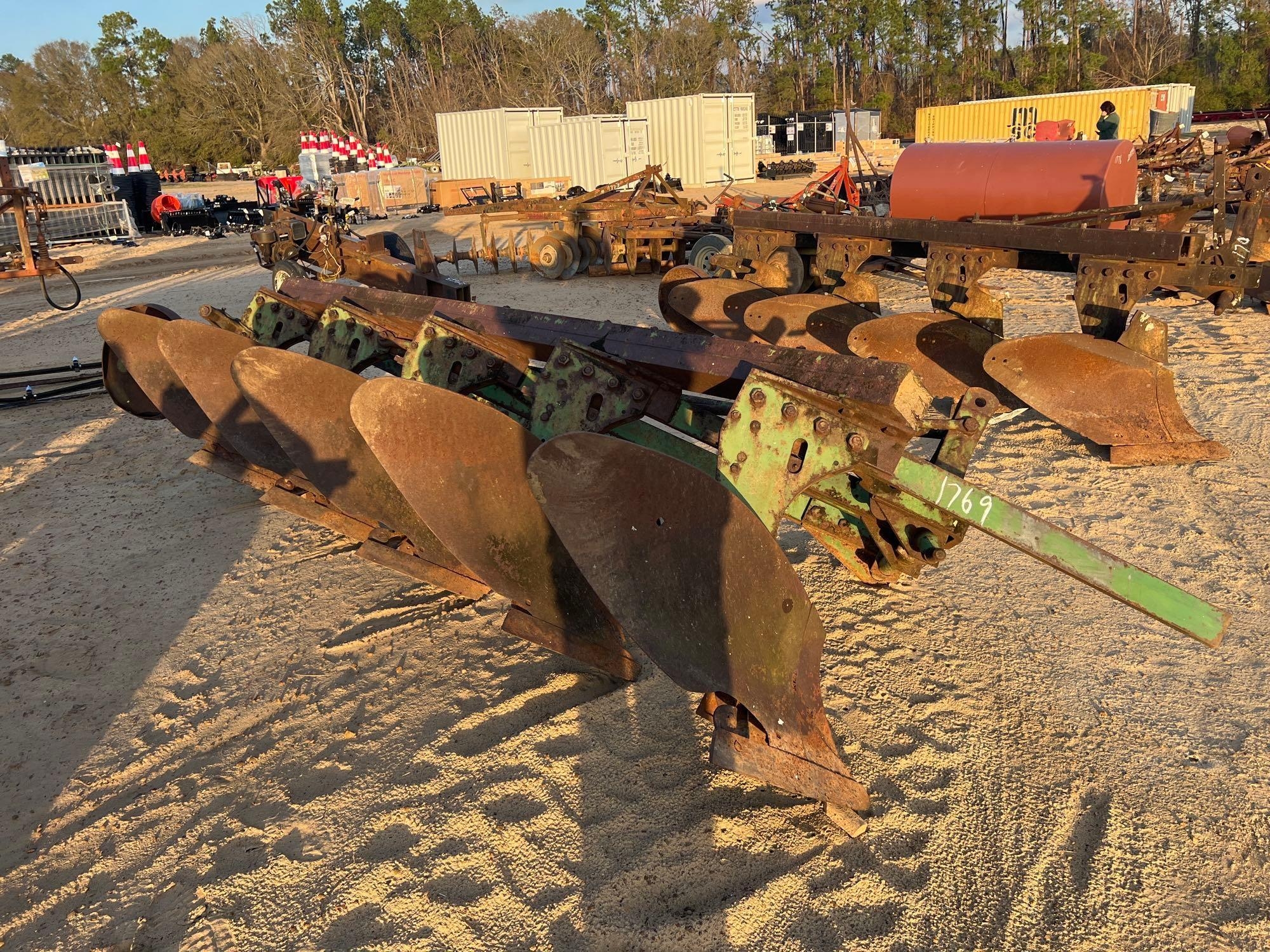 5 BOTTOM TURN PLOW (A60430)