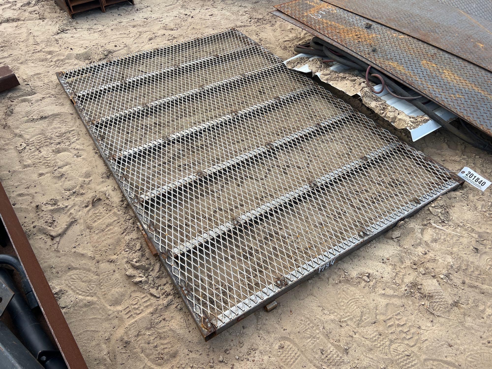 BUNDLE OF 6" I BEAMS UP TO 51" (A54756)