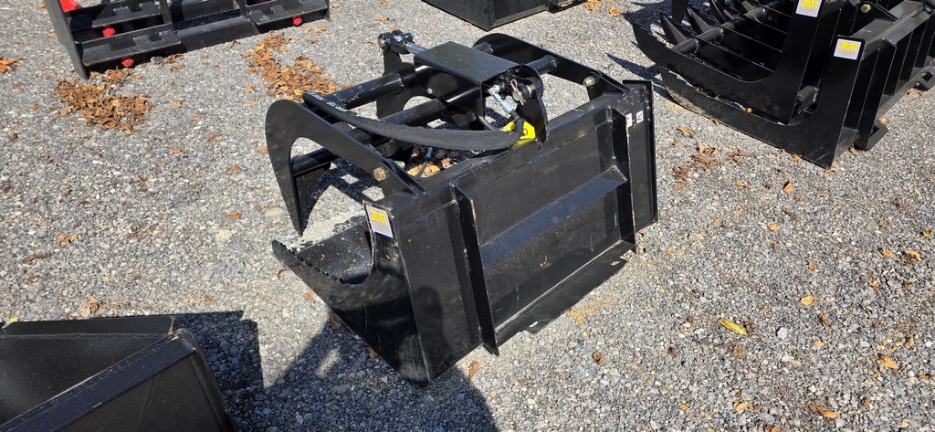New JMR 40" Mini Skidloader Flat Bottom Grapple (A50775)