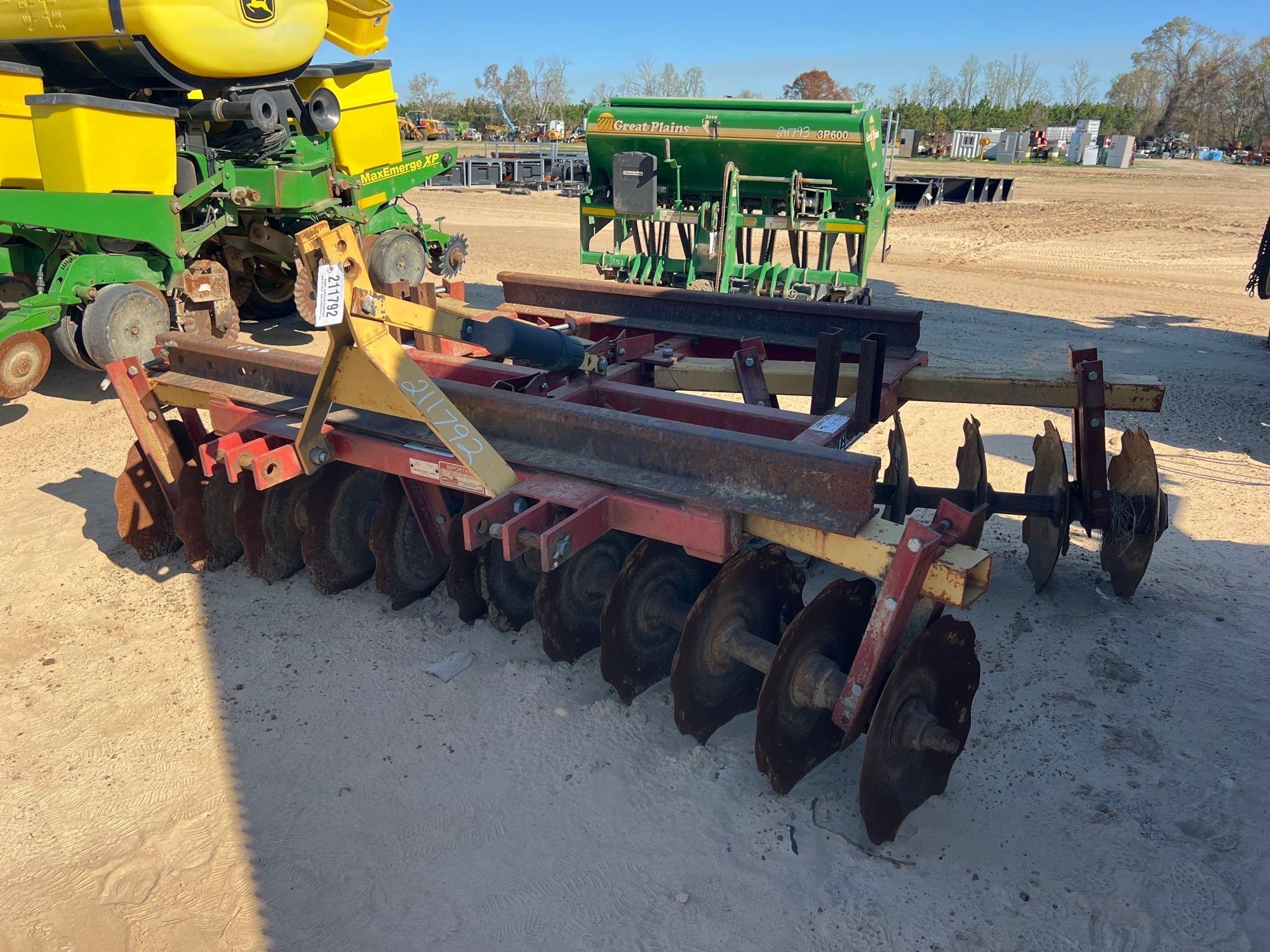BROWN BDH-900-8' OFF SET DISC HARROW (A64280)
