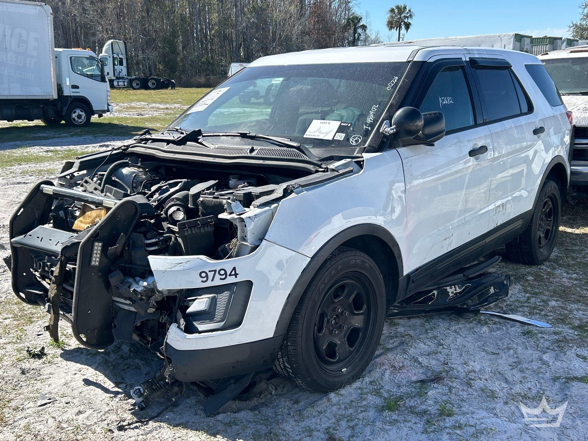 2017 Ford Explorer AWD SUV (A61569)