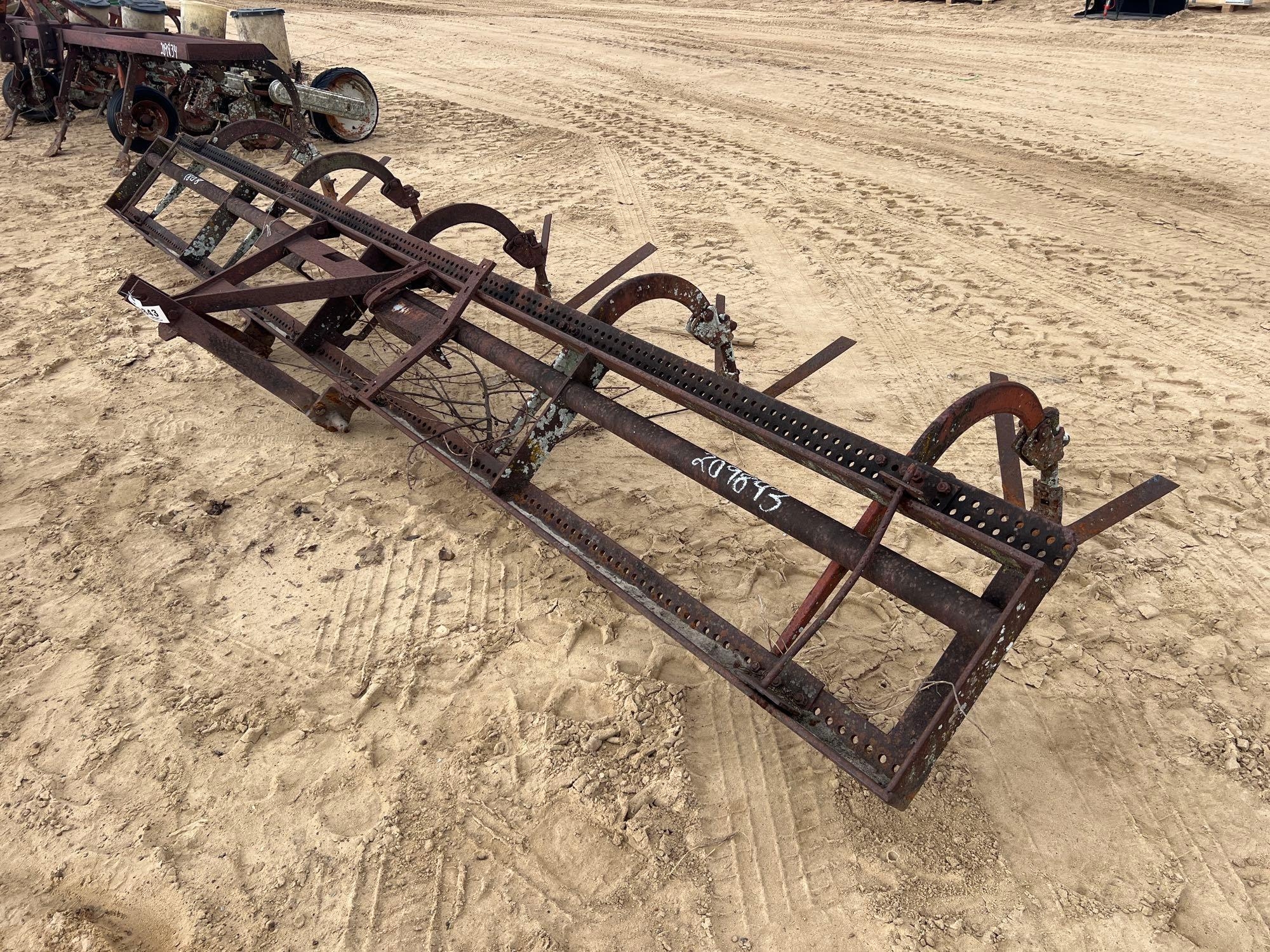 4 ROW CULTIVATOR FRAME (A60430)